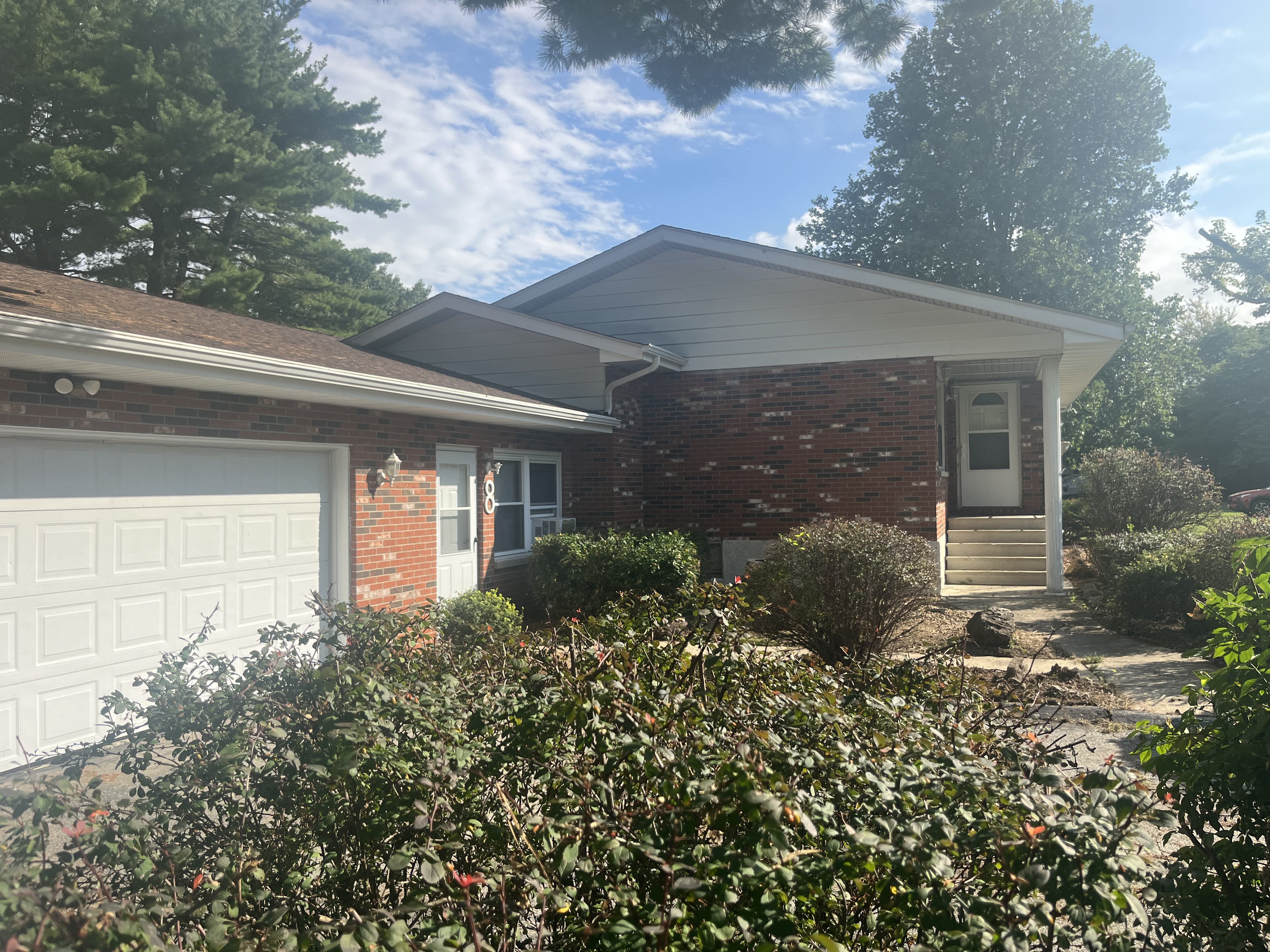 Photo 56 of 59 of 8 Monticello Pl, Fairview Heights, IL