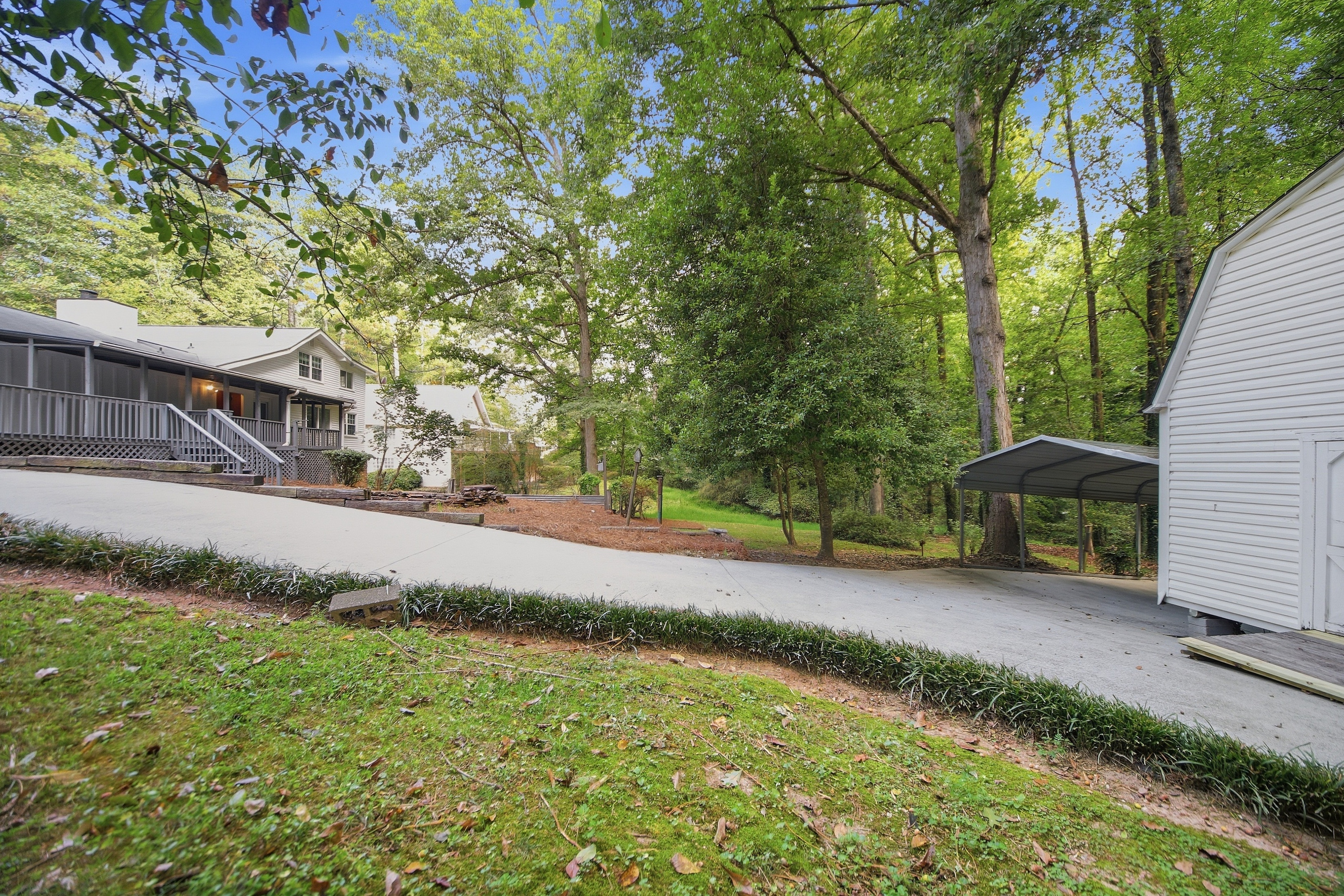 Photo 34 of 37 of 2212 Perrin Dr, Lawrenceville, GA