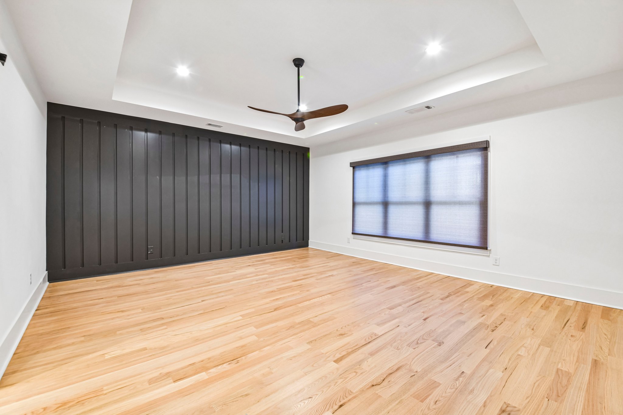 Photo 4 of 30 of 2073 Candler Road SE, Atlanta, GA