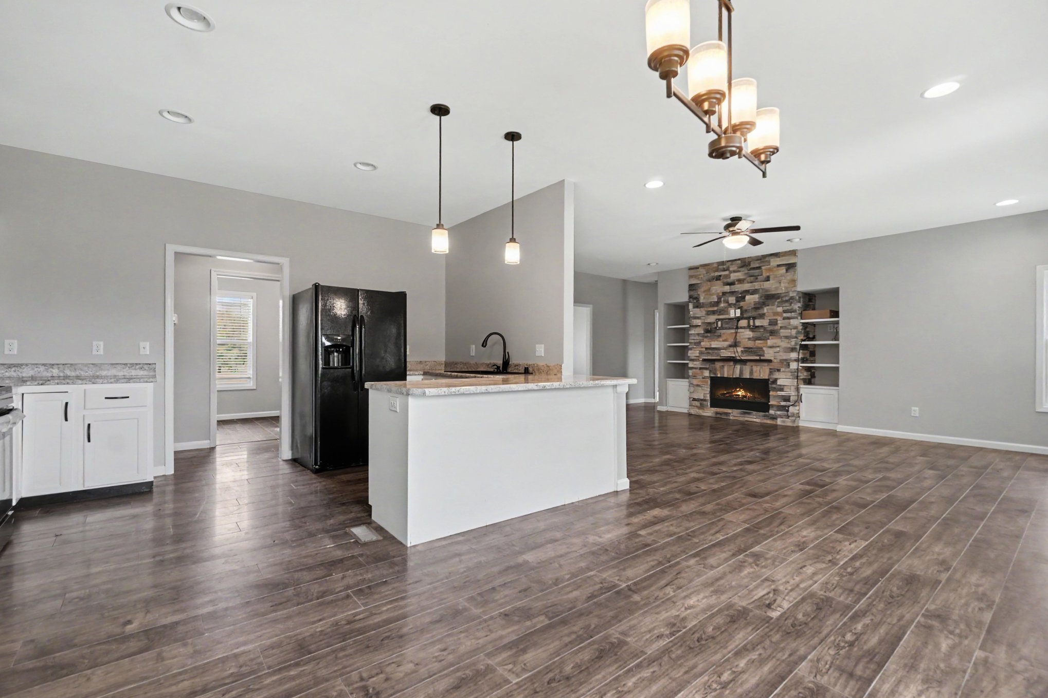 Photo 8 of 20 of 3000 Noble Ct, Waco, KY