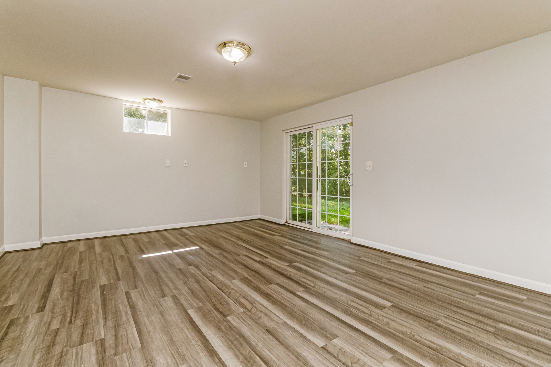Photo 9 of 22 of 10116 Chesney Dr, Spotsylvania, VA