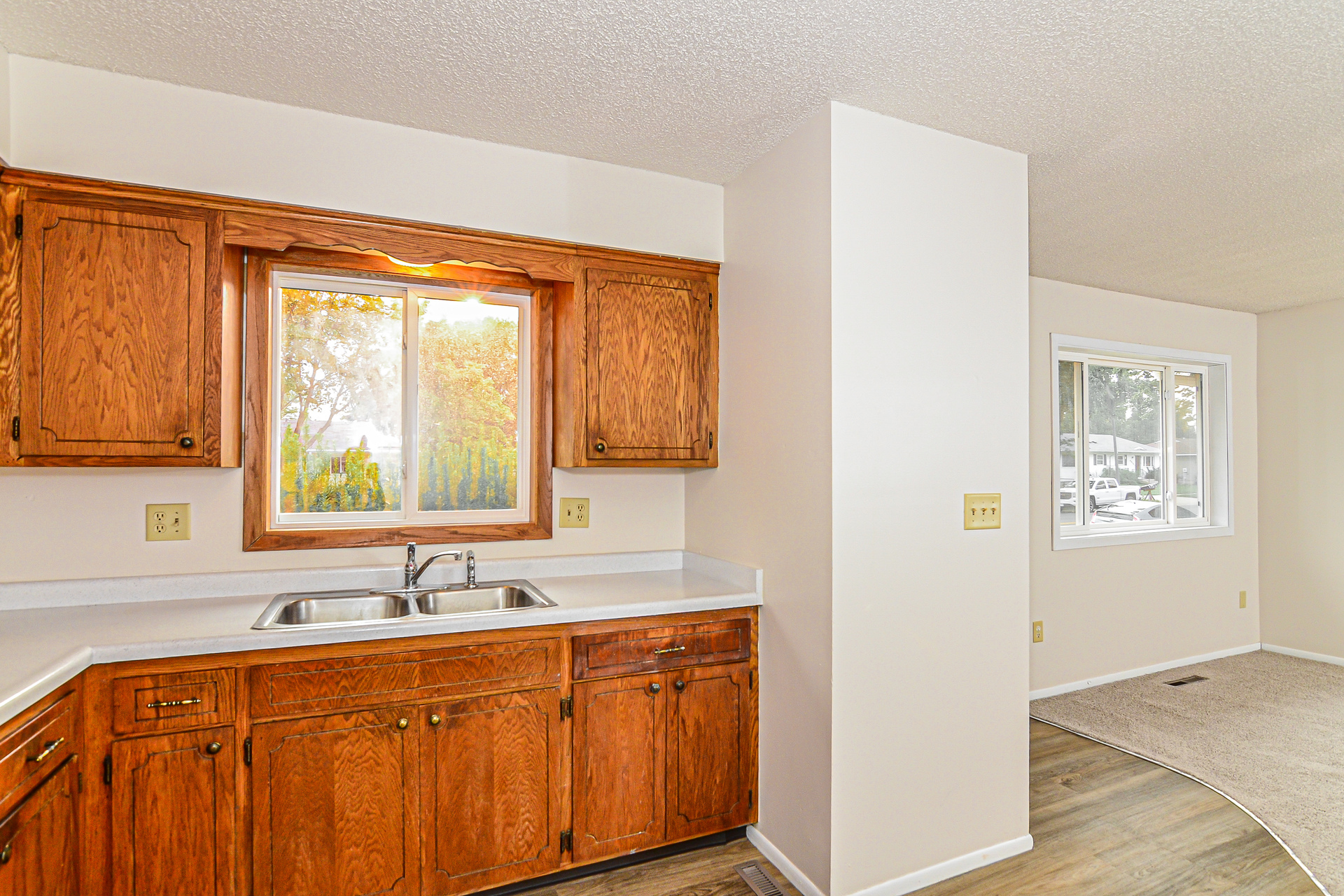 Photo 8 of 22 of 4412 22nd Ave NW, Rochester, MN