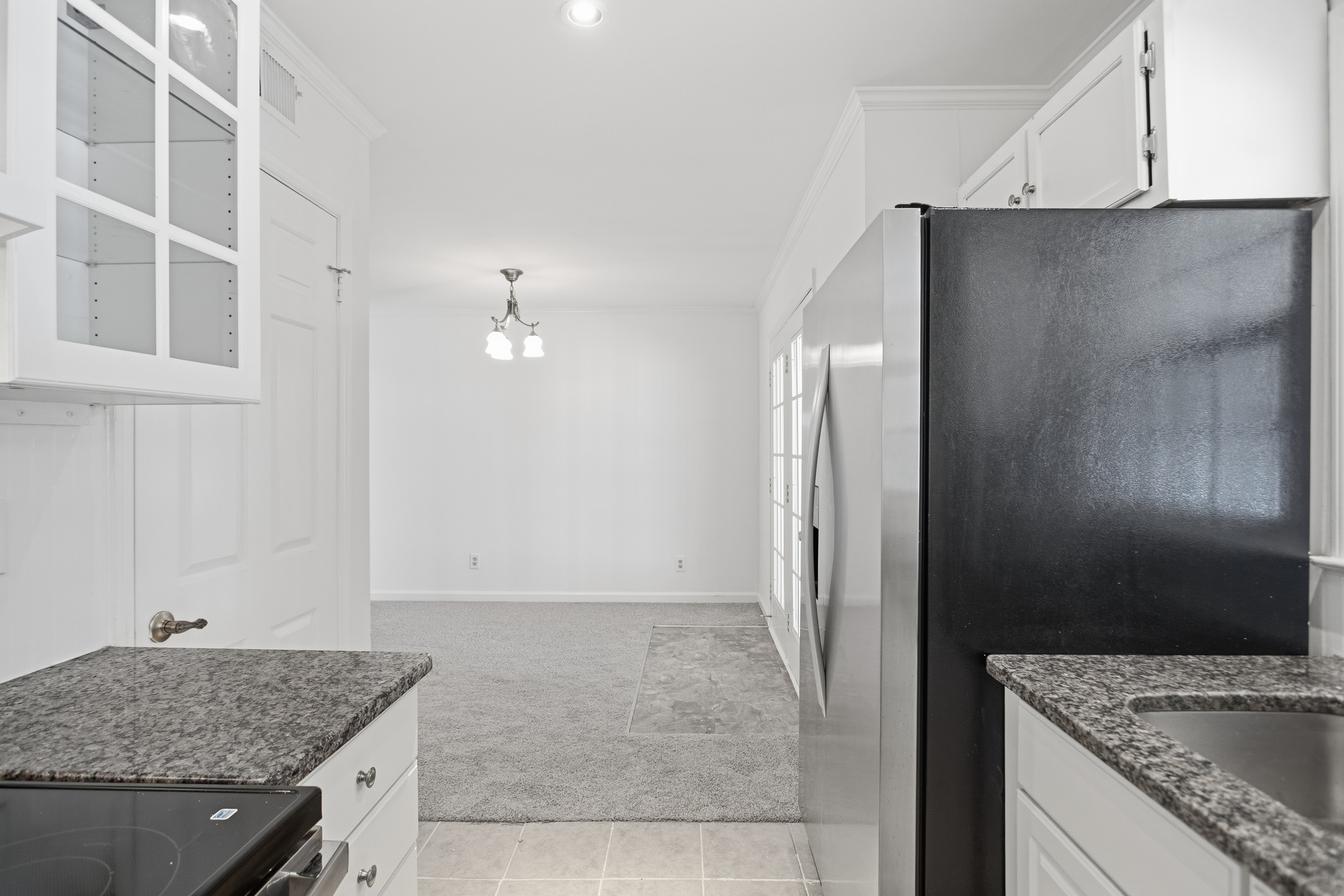 Photo 11 of 24 of 132 Old Ferry Way, Roswell, GA