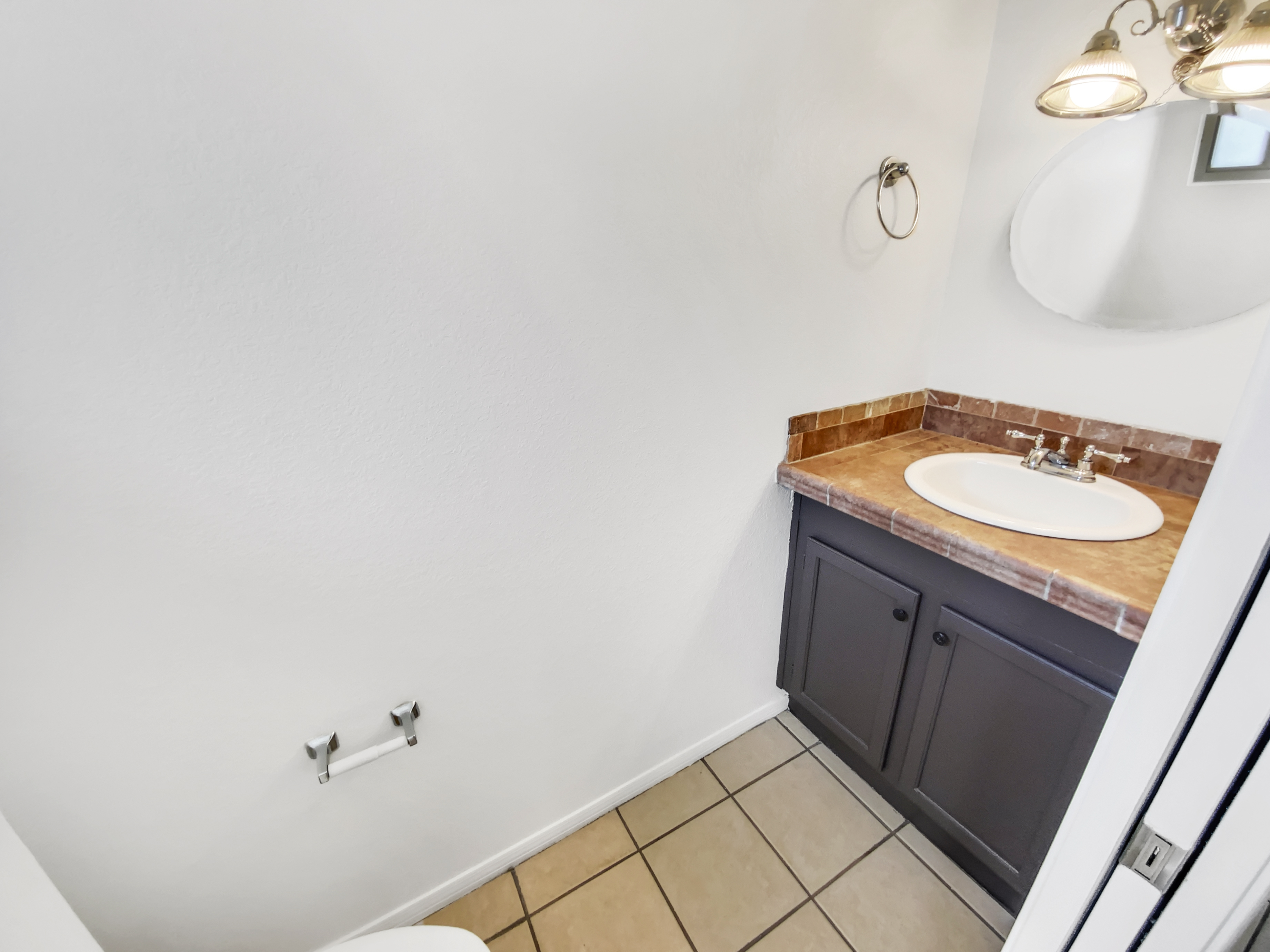 Photo 7 of 24 of 8605 N 67th Ln, Peoria, AZ