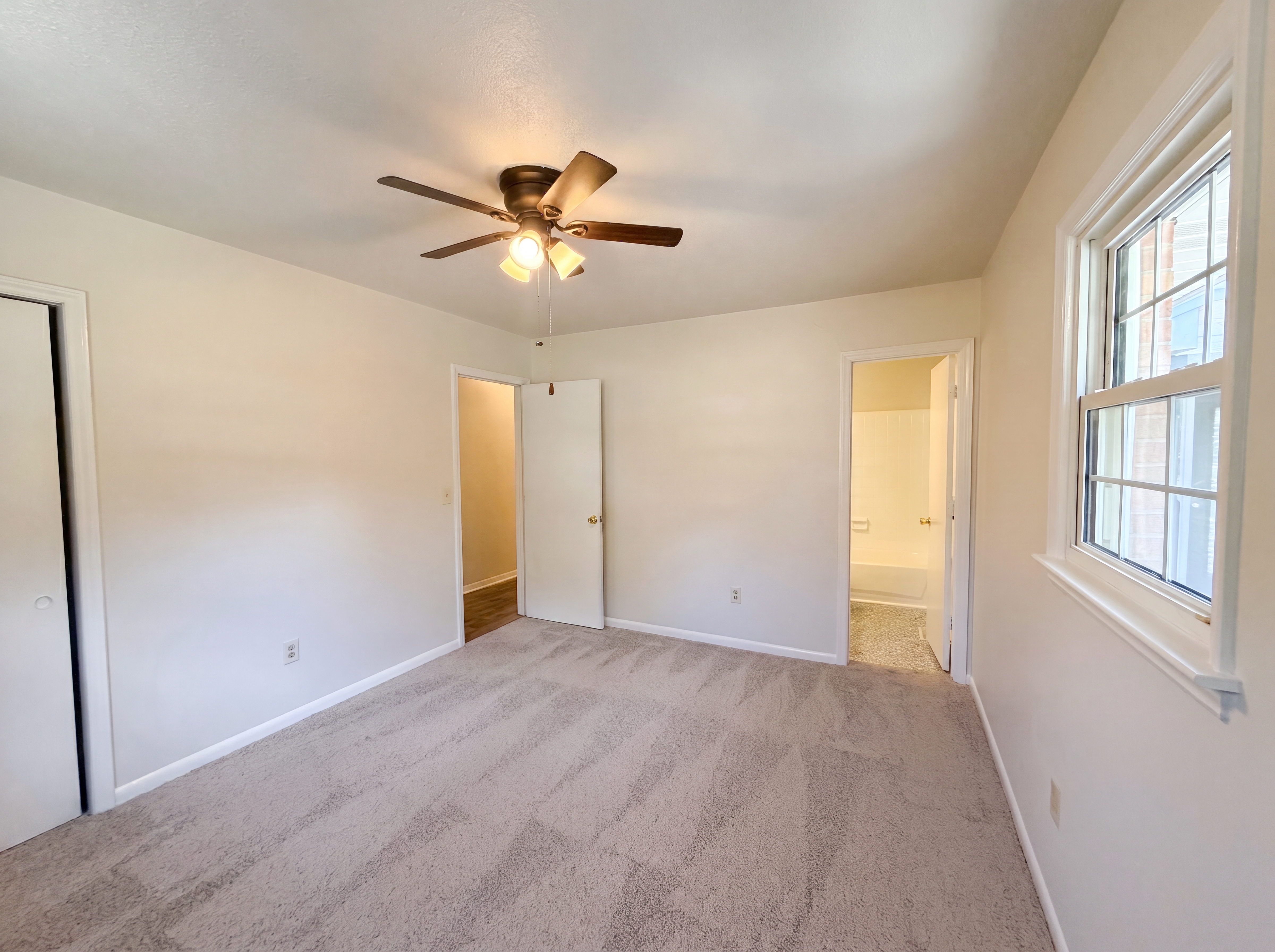 Photo 11 of 17 of 2611 Freemont Rd, Durham, NC