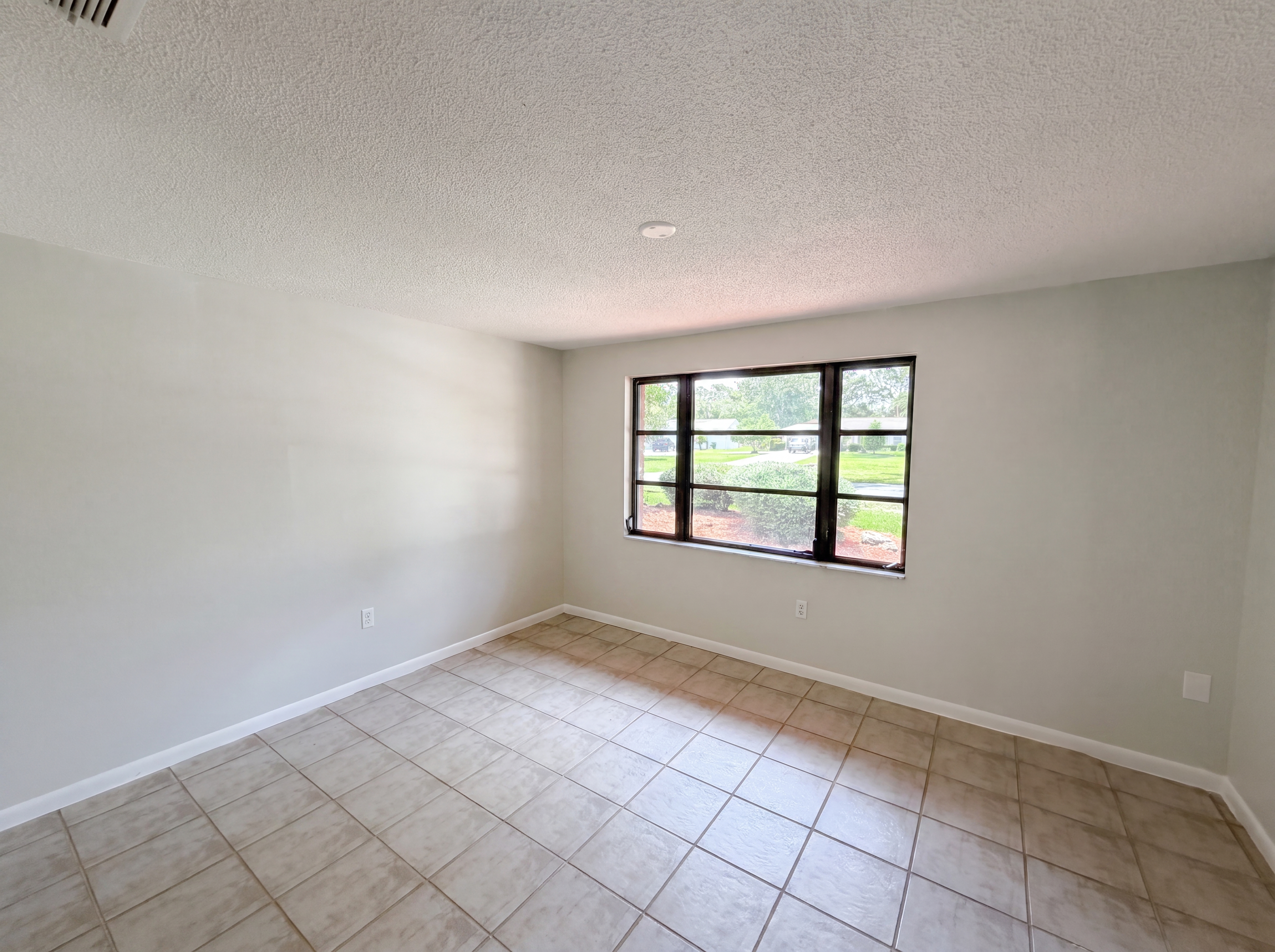 Photo 11 of 24 of 8 Bumelia Ct, Homosassa, FL