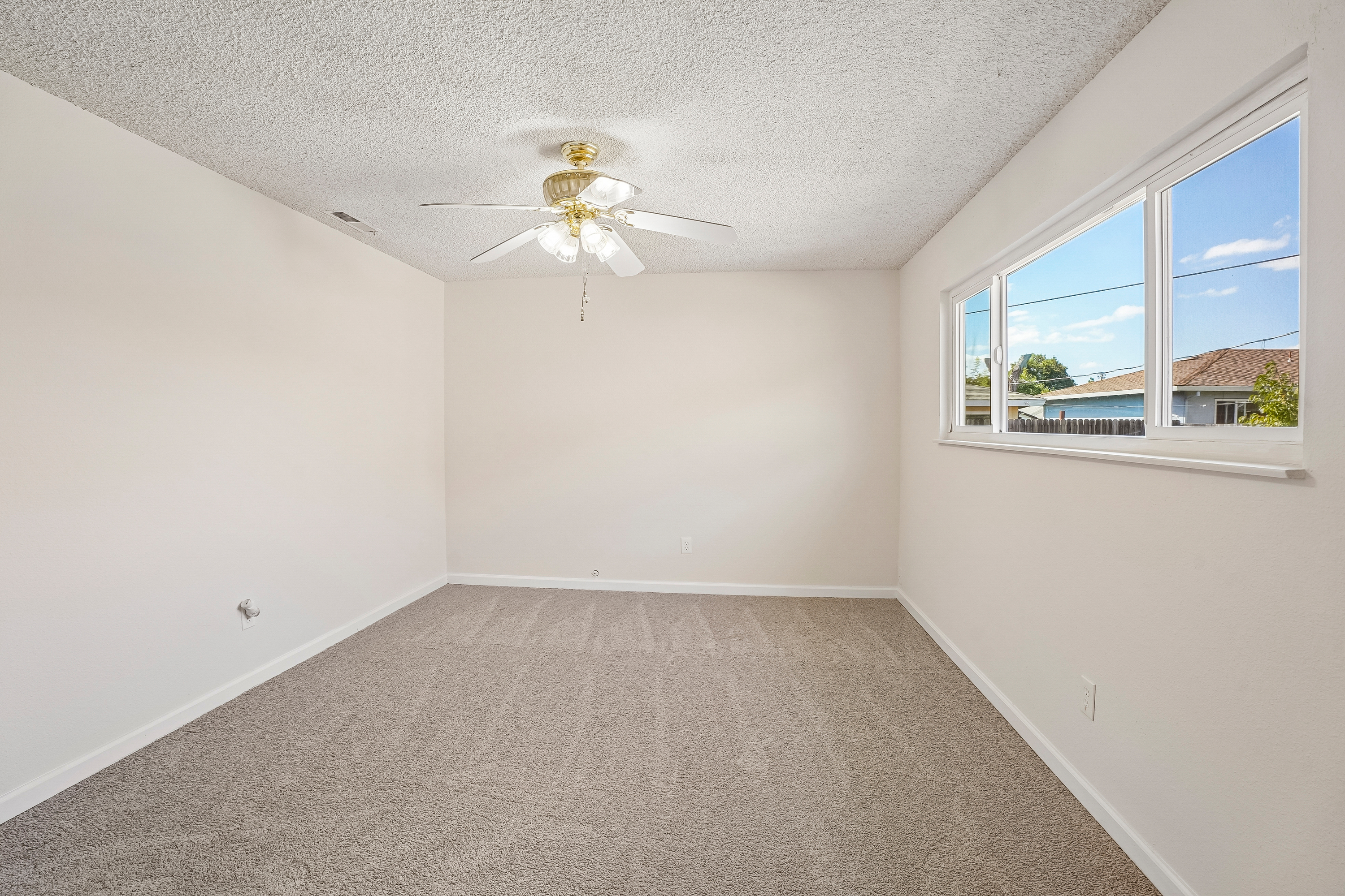 Photo 30 of 42 of 317 Goya Dr, Stockton, CA