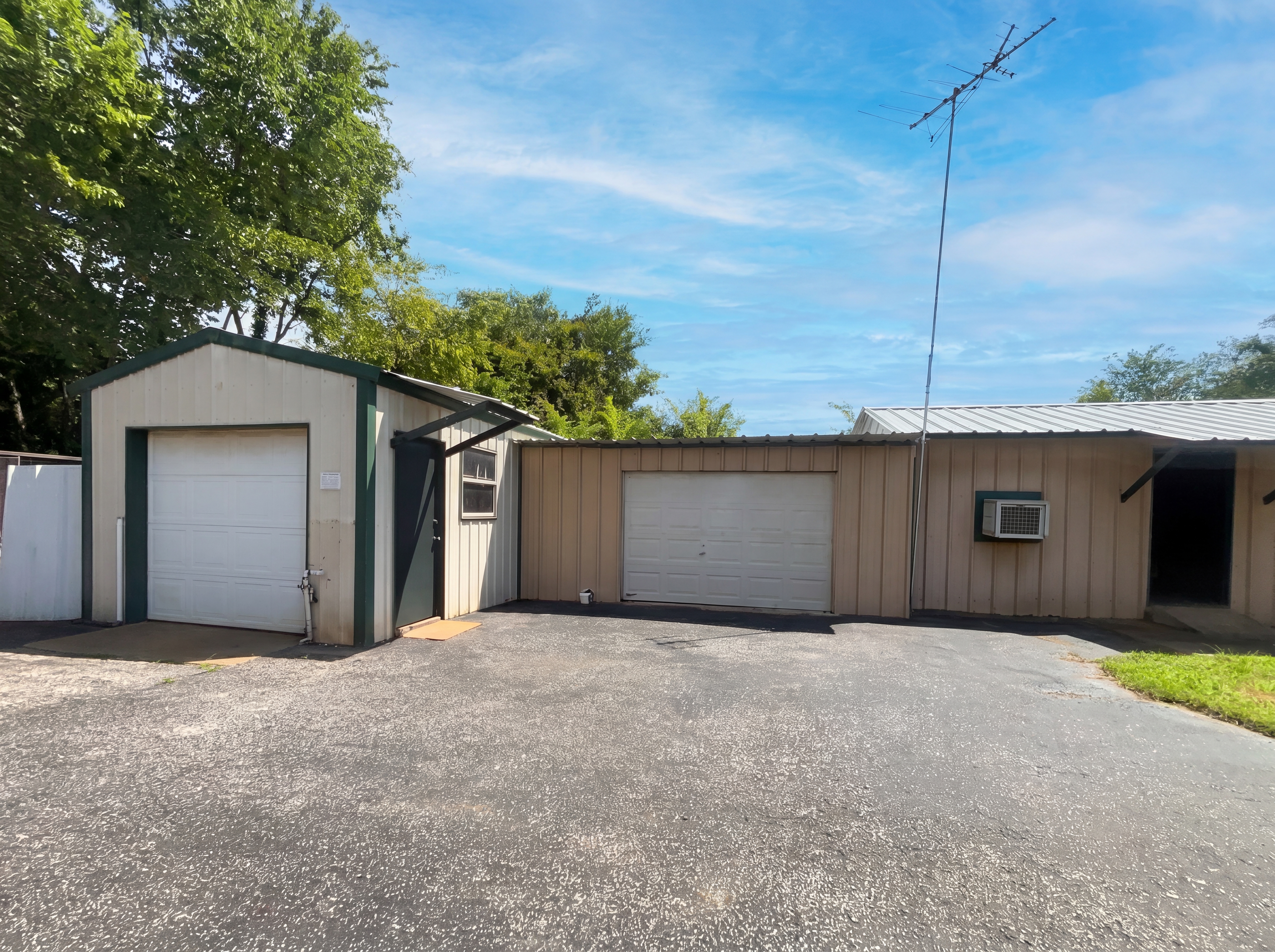 Photo 22 of 24 of 308 N Todd St, Bullard, TX