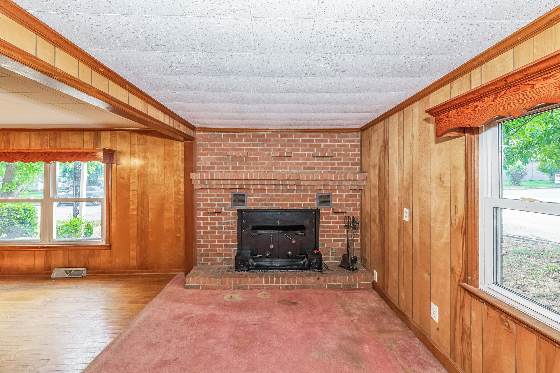 Photo 3 of 22 of 408 Walker St, Roxboro, NC