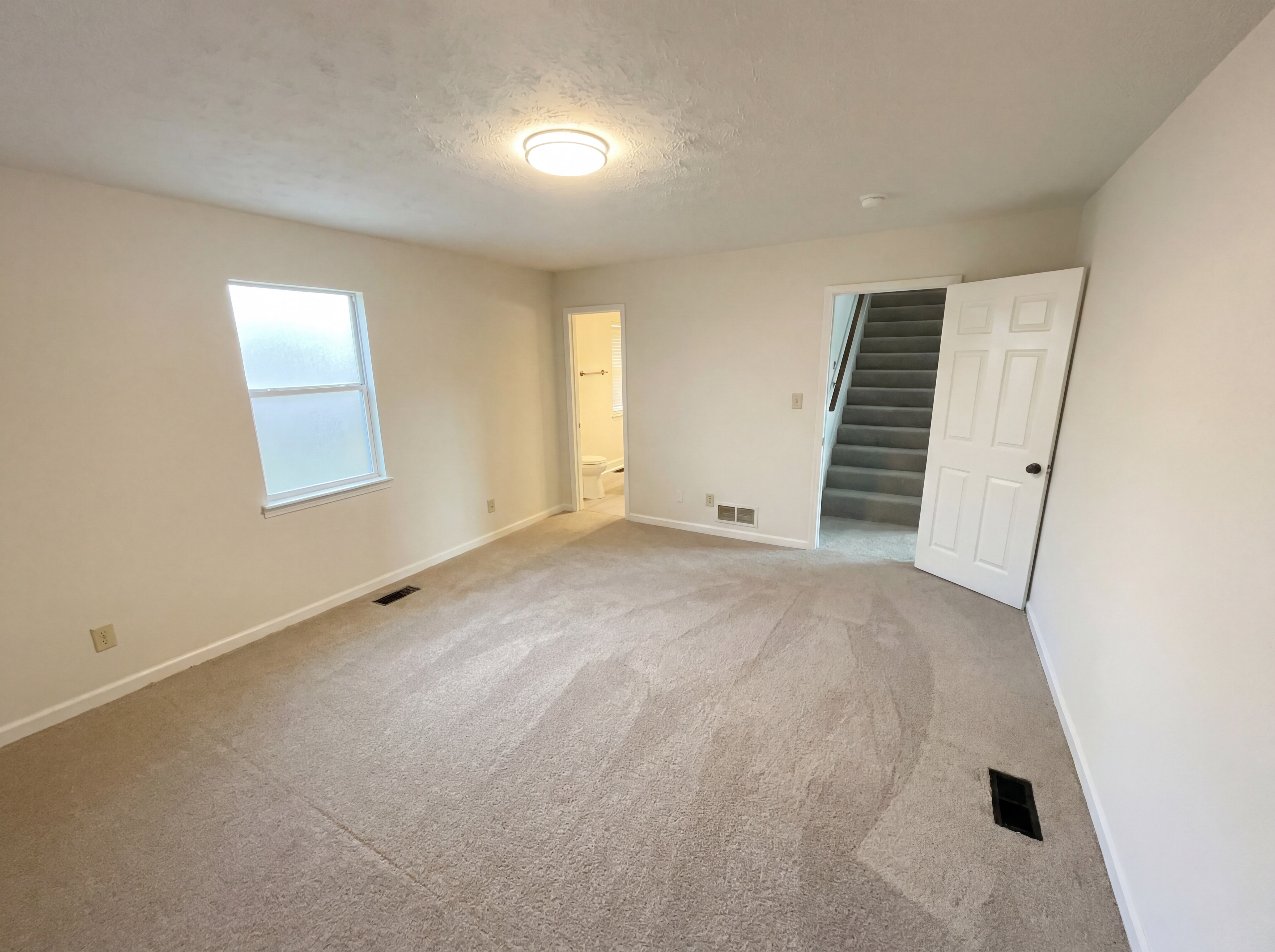Photo 4 of 21 of 3181 Cedardale Dr, Douglasville, GA