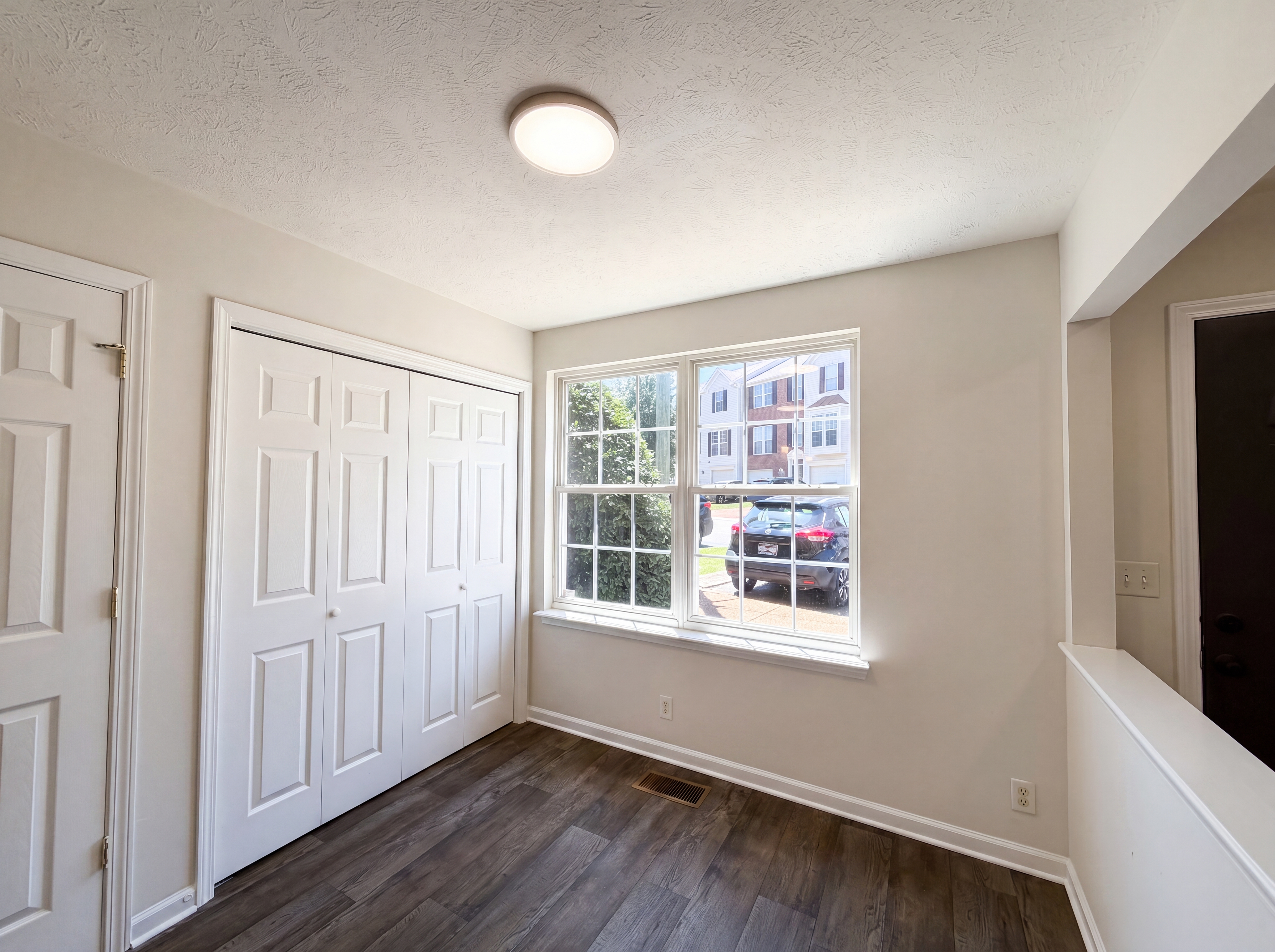 Photo 18 of 23 of 5170 Hickory Hollow Pkwy, Antioch, TN