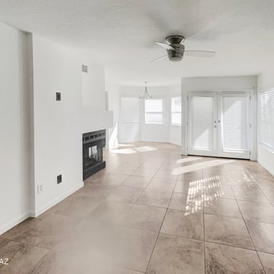 Property photo 3 of 9500 N Albatross Dr