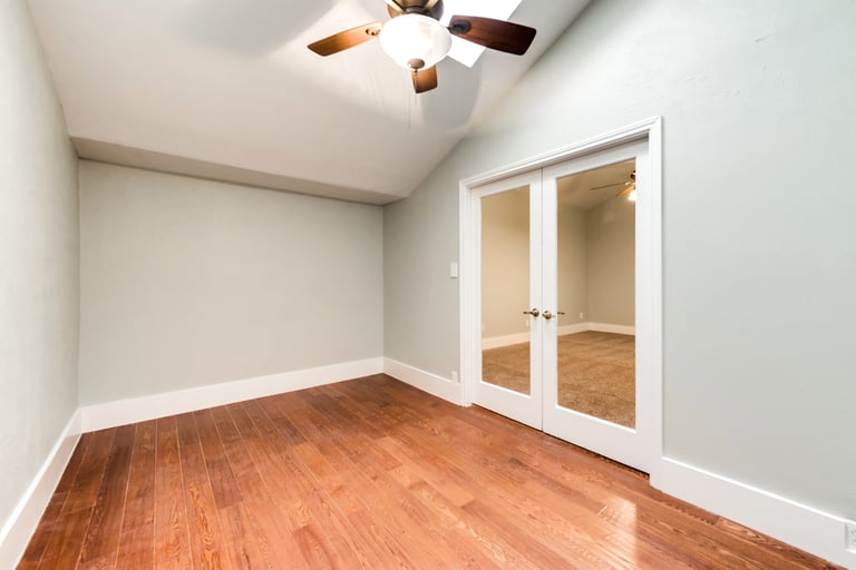 Photo 16 of 27 - 1325 Watersedge Dr, Plano, TX 75093