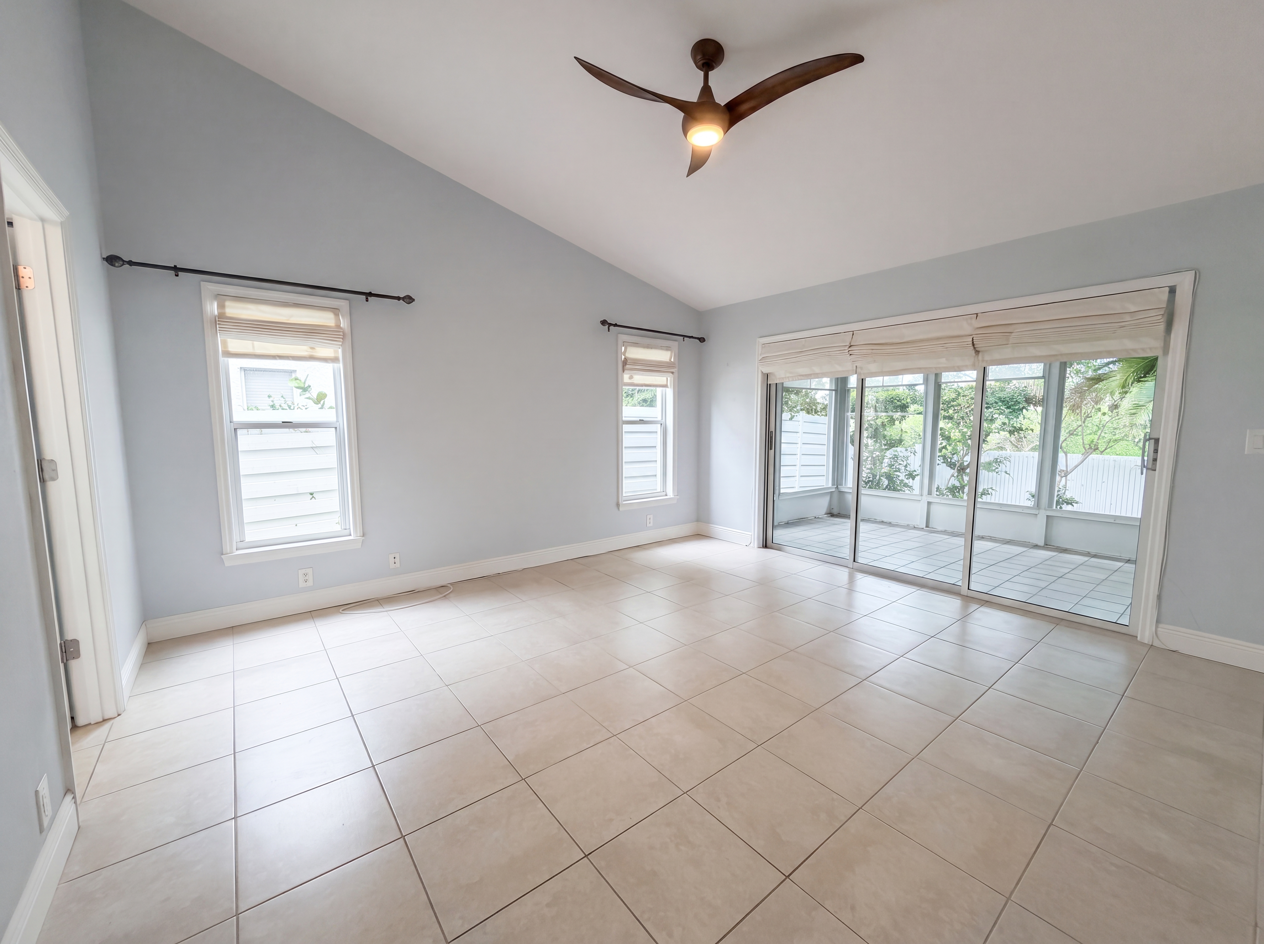 Photo 9 of 34 of 4816 61st Avenue Ter W, Bradenton, FL