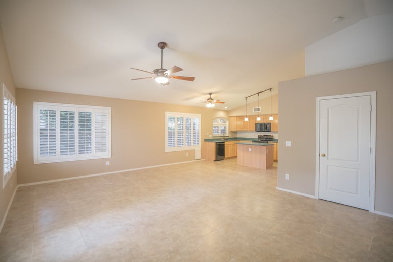 Photo 11 of 33 - 9643 W Mary Ann Dr, Peoria, AZ 85382