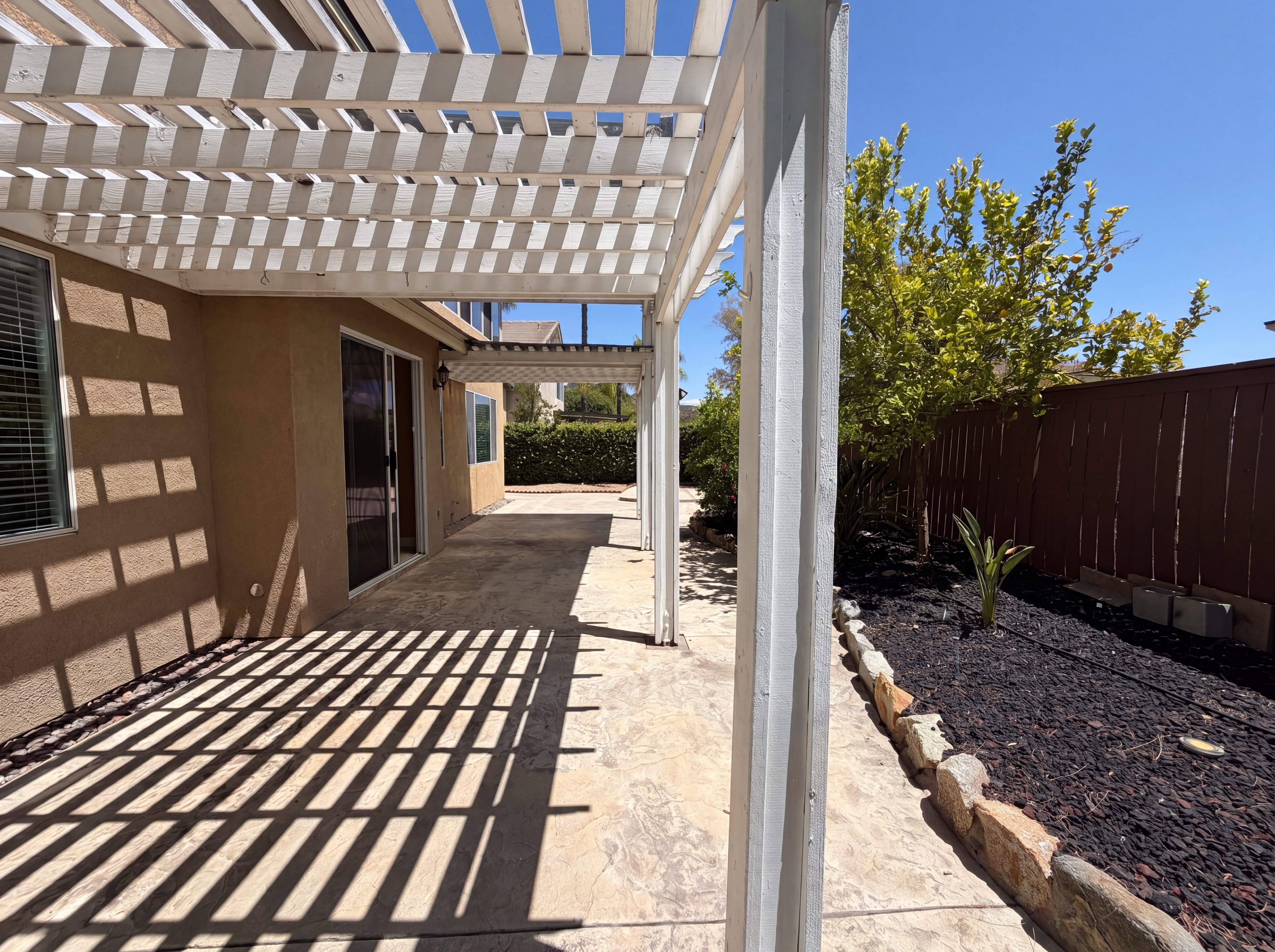 Photo 5 of 21 of 27801 Canyon Hills Way, Murrieta, CA