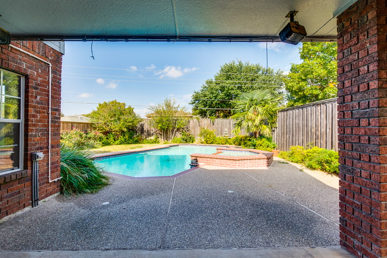 Photo 36 of 38 - 404 Pecan Hollow Dr, Coppell, TX 75019