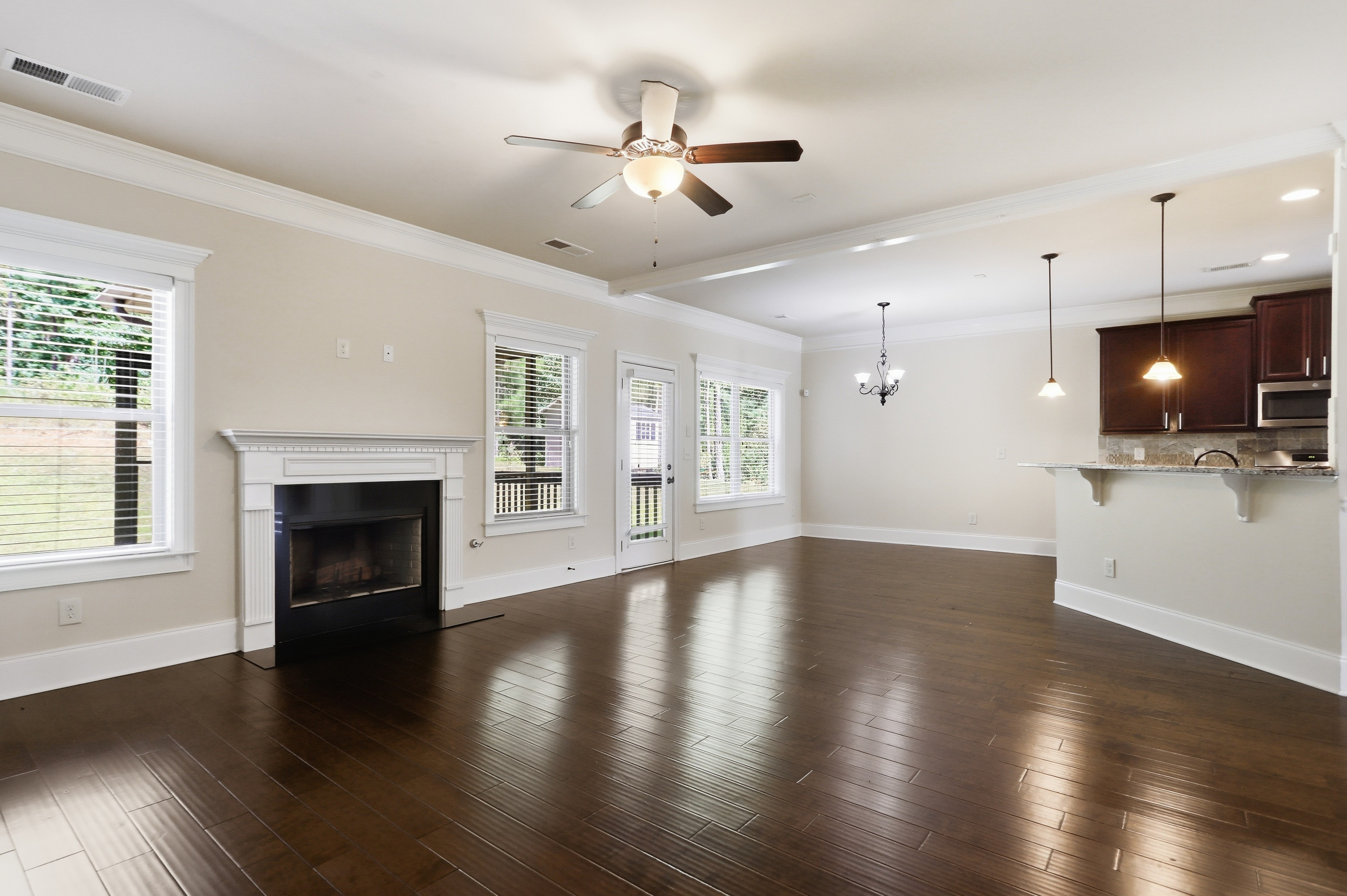 Photo 8 of 44 of 157 Ashbury Cir, Dallas, GA