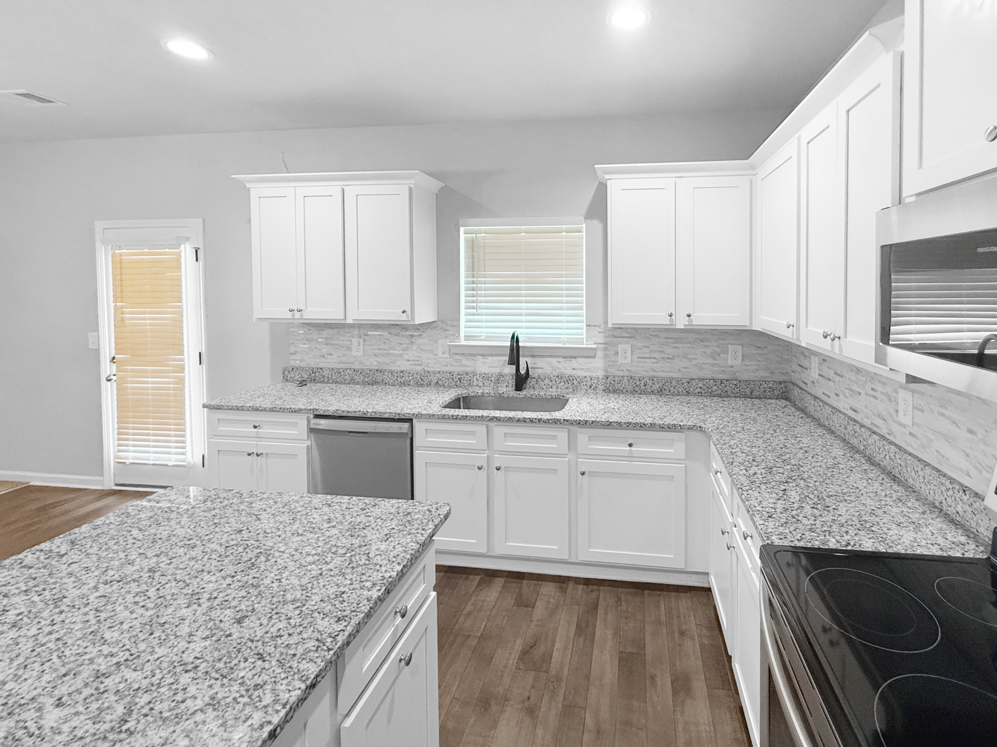 Photo 14 of 27 of 127 Red Birch Ln, Warner Robins, GA