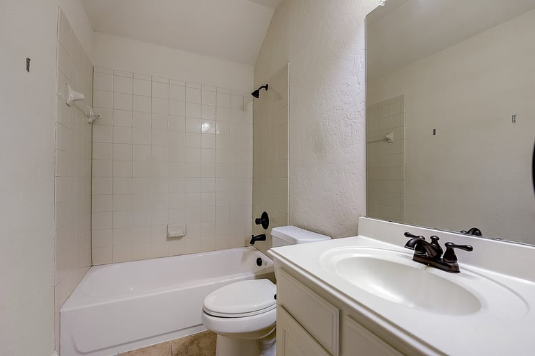 Photo 21 of 42 - 8305 Foothill Dr, Plano, TX 75024