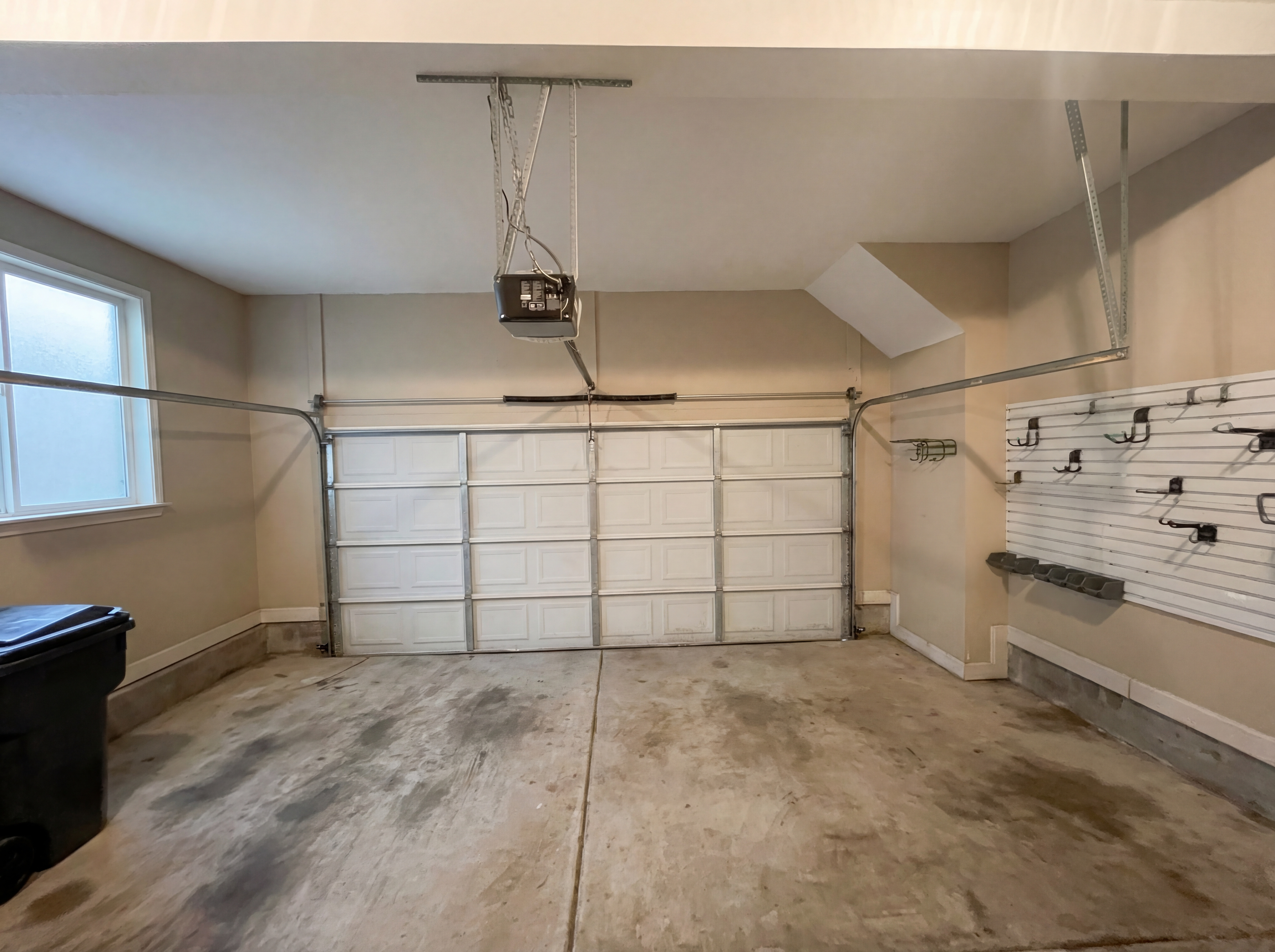 Photo 14 of 20 of 212 Westwind Dr, Newnan, GA