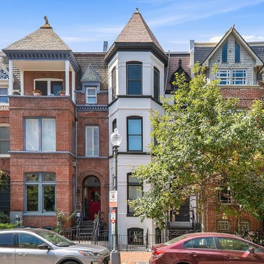 Property photo 1 of 1126 5th St NW