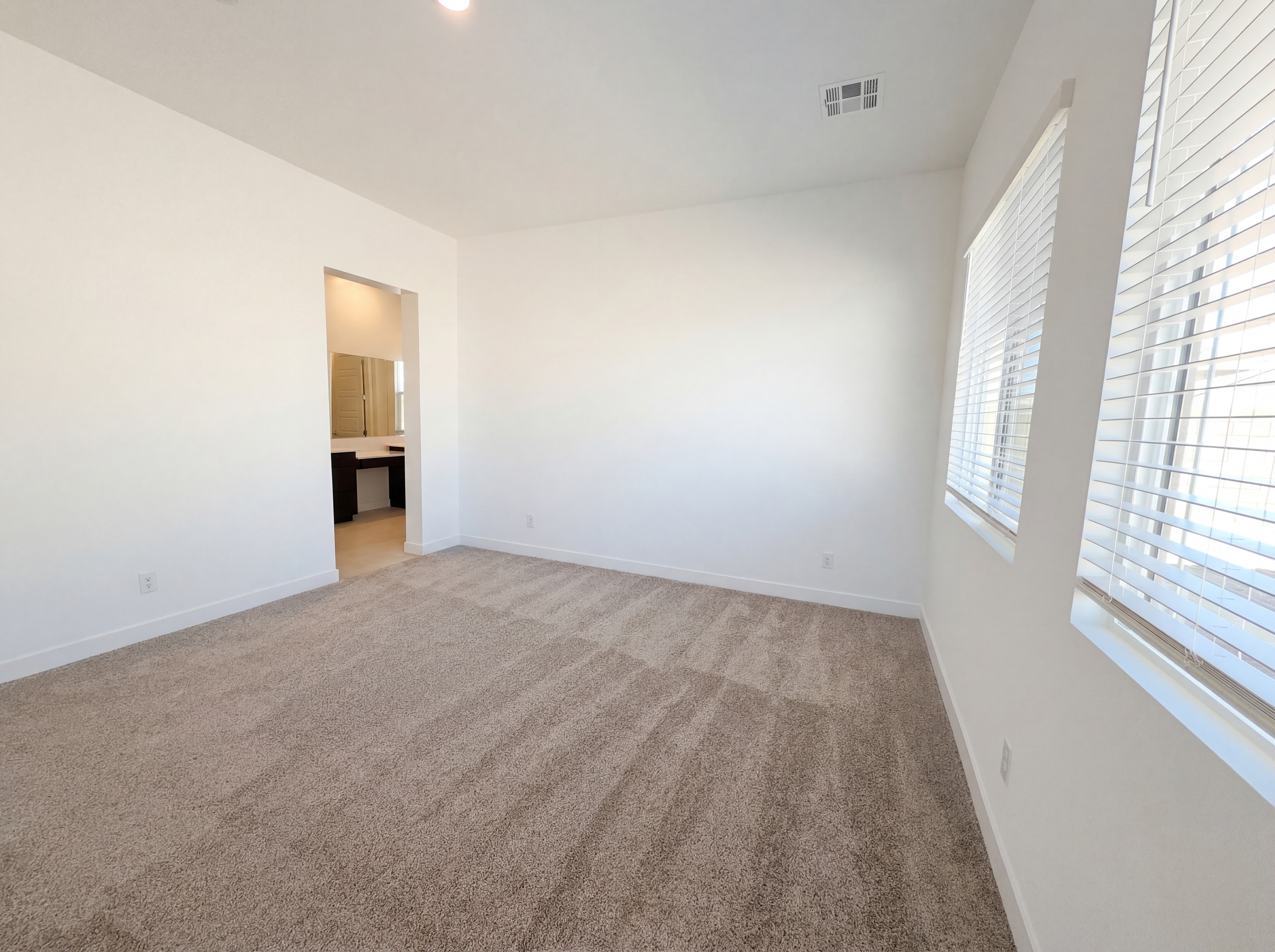 Photo 4 of 22 of 108 Camila Village Ave, Henderson, NV