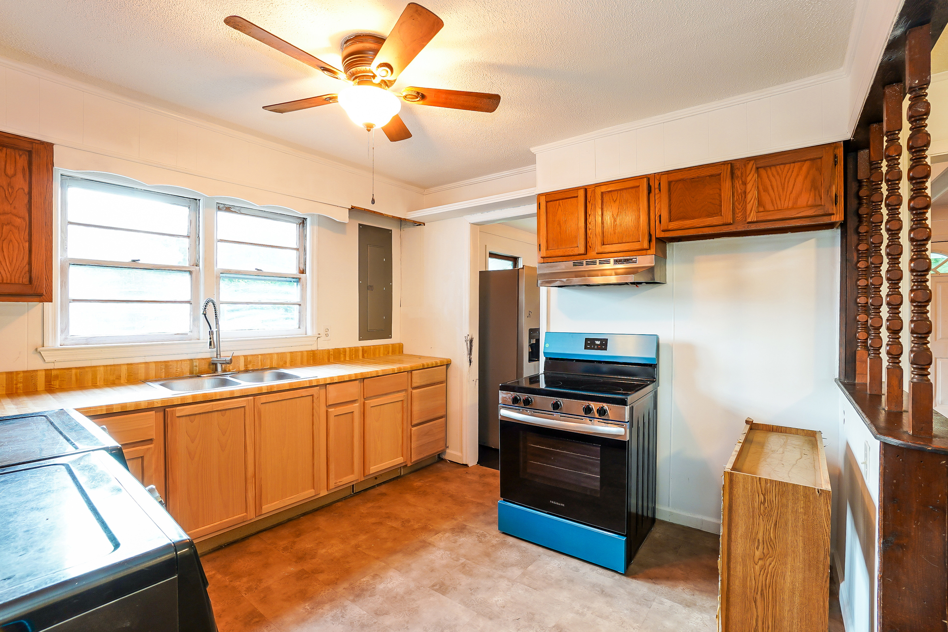 Photo 2 of 20 of 231 Foston Chapel Rd, Hopkinsville, KY
