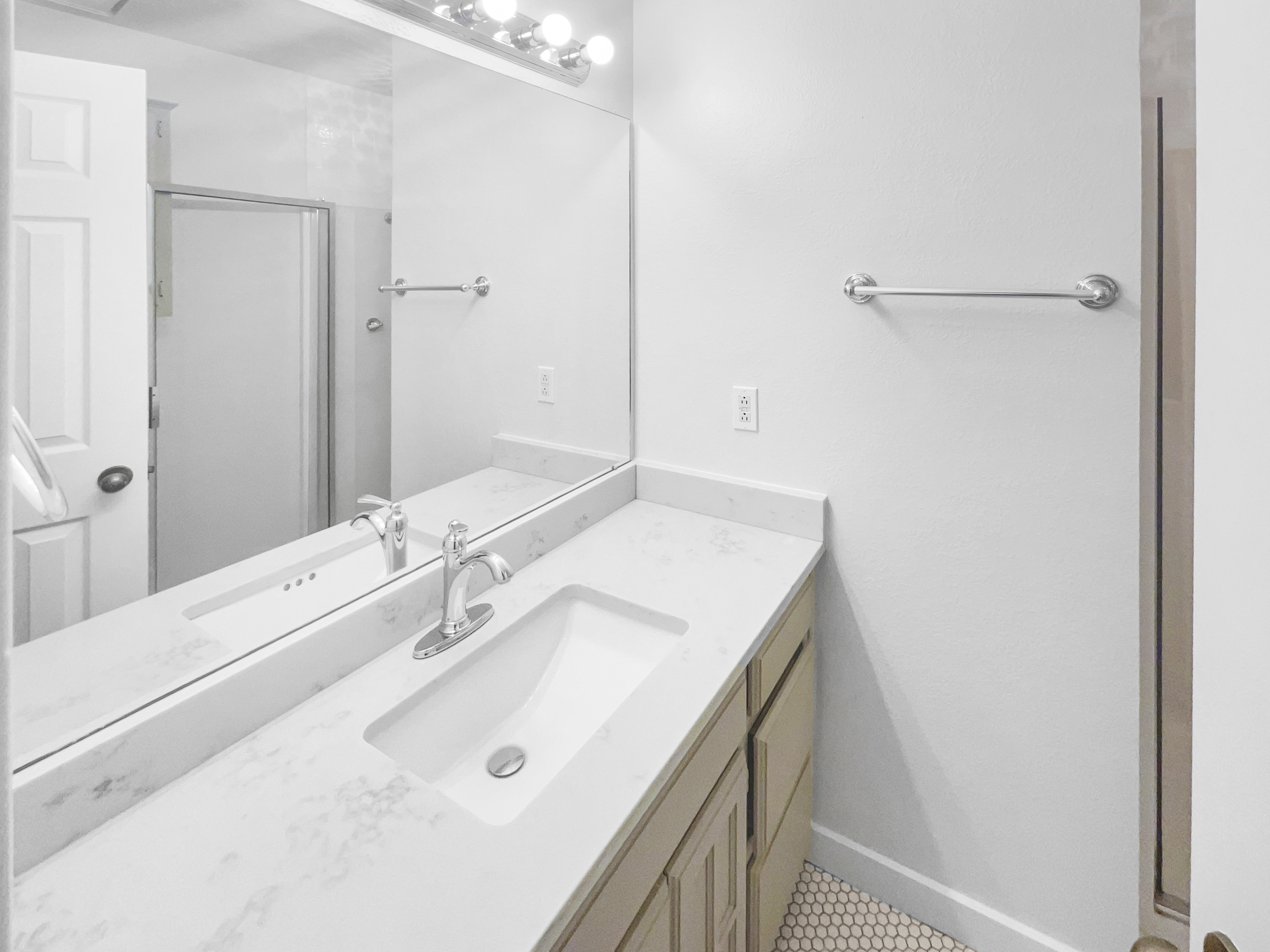 Photo 10 of 21 of 240 Priscilla Cir, McKinney, TX
