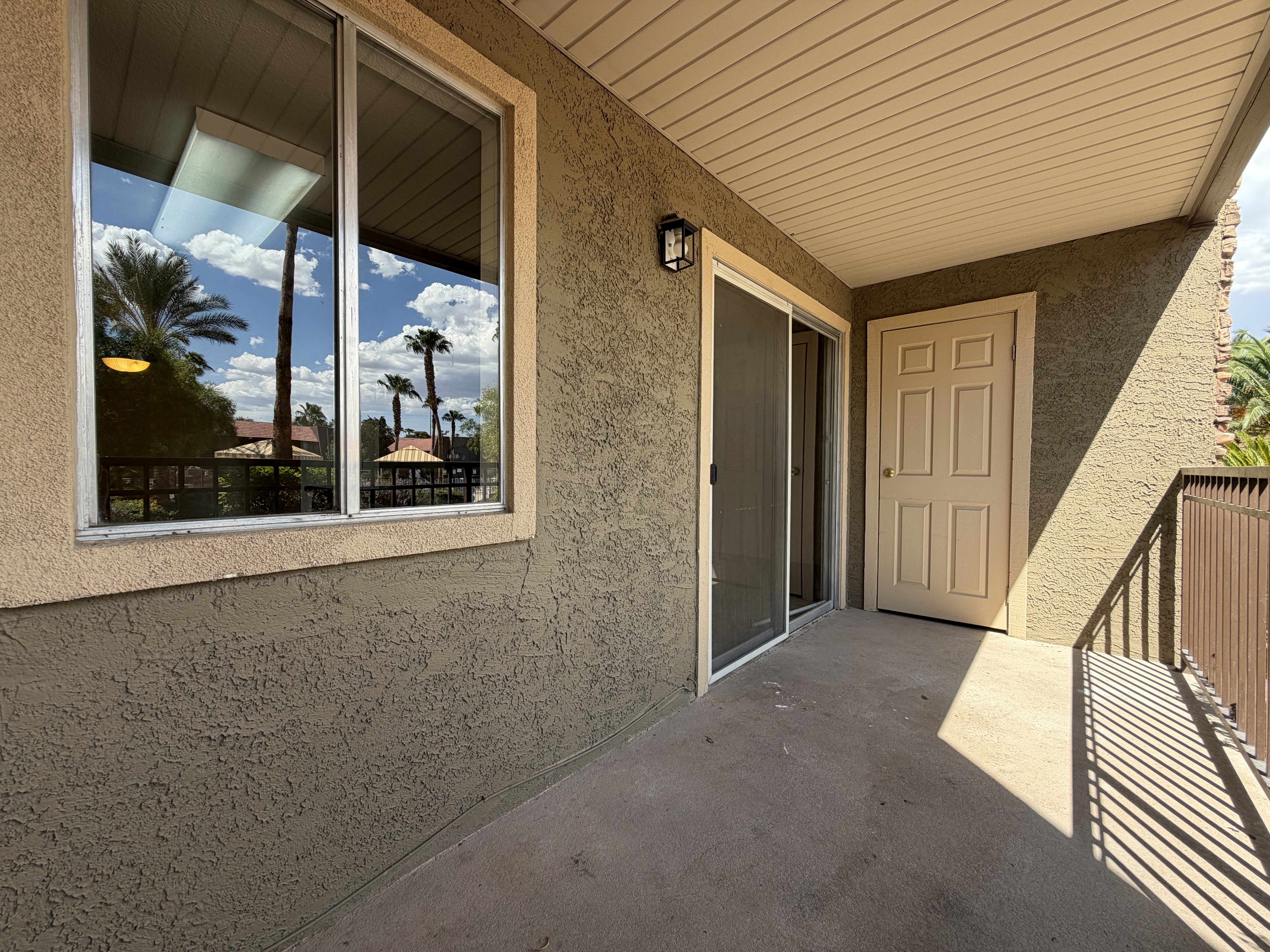 Photo 14 of 18 of 5098 River Glen Dr, Las Vegas, NV