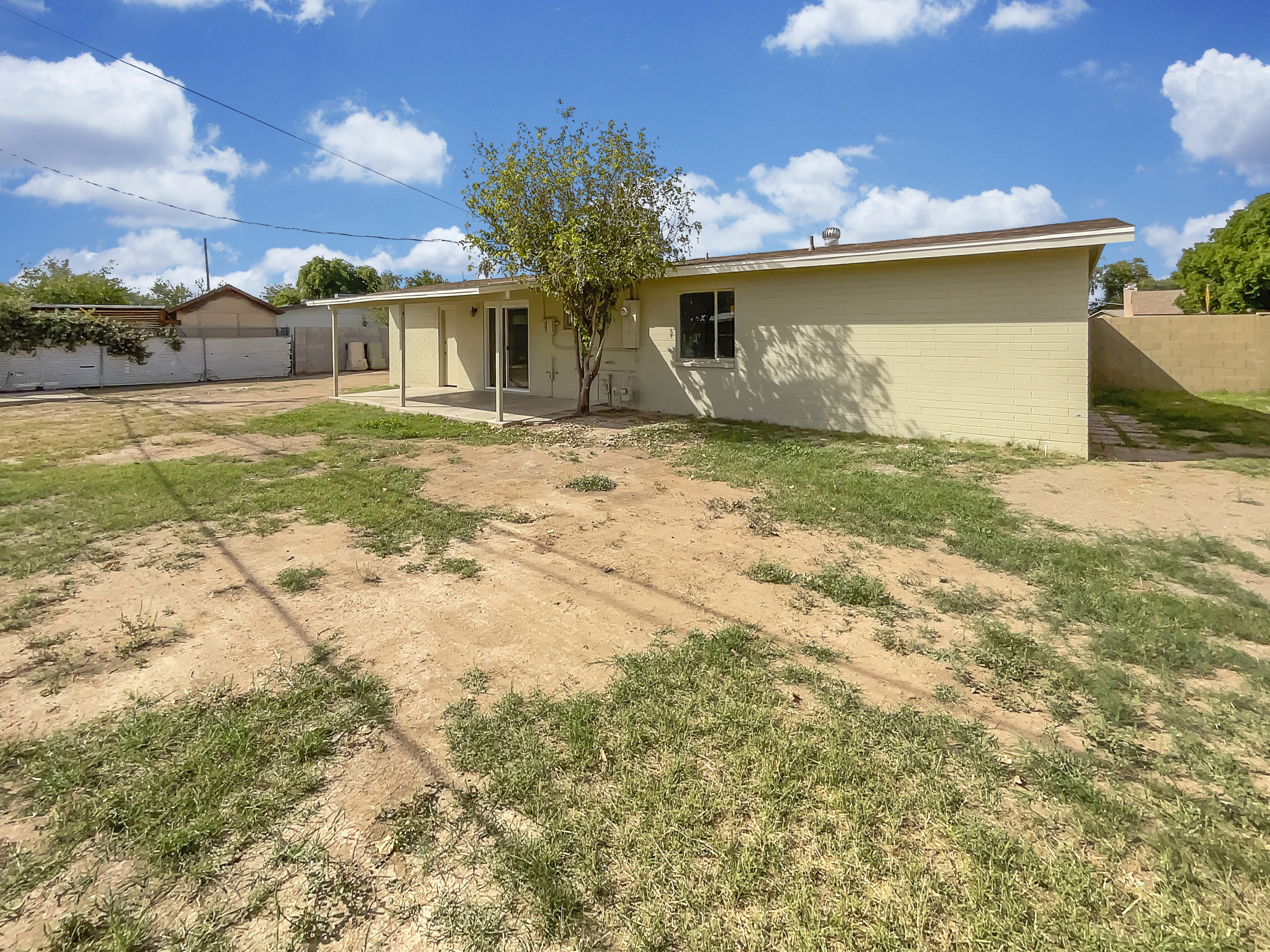 Photo 6 of 33 of 6633 W Colter St, Glendale, AZ