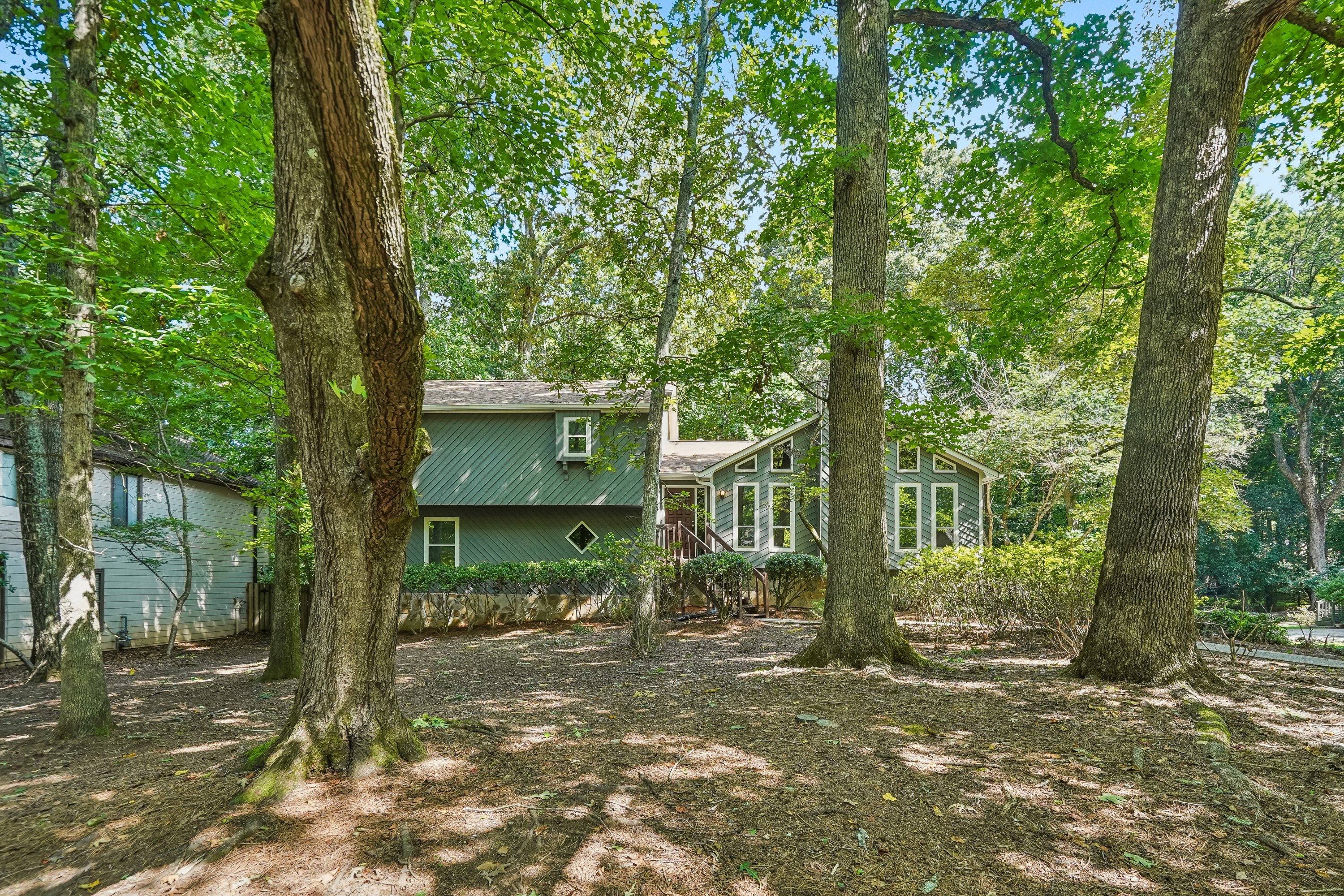 Photo 15 of 38 of 4927 Dillards Mill Way, Peachtree Corners, GA
