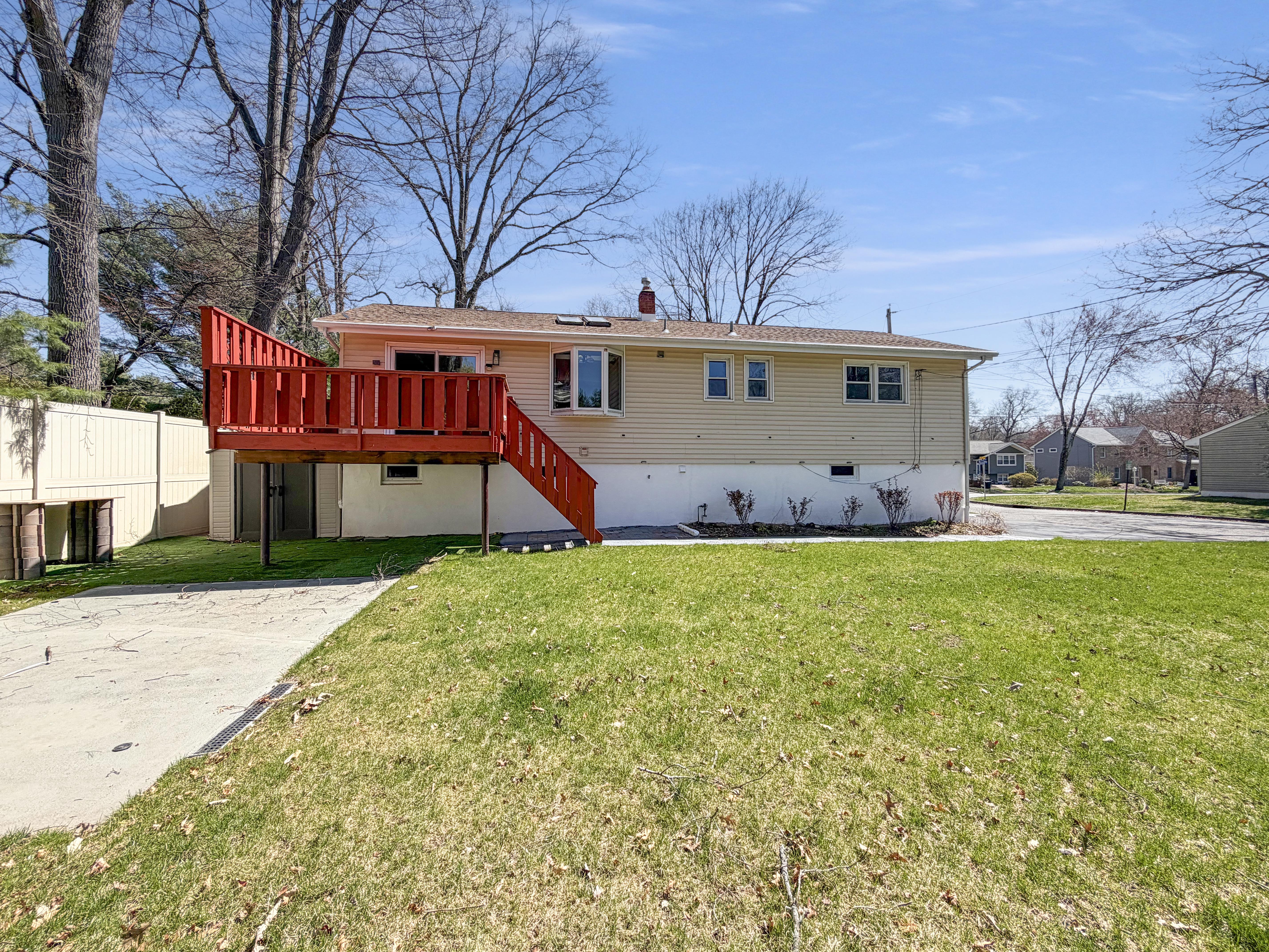 Photo 5 of 31 of 2622 Cleveland Ave, Township Of Washington, NJ