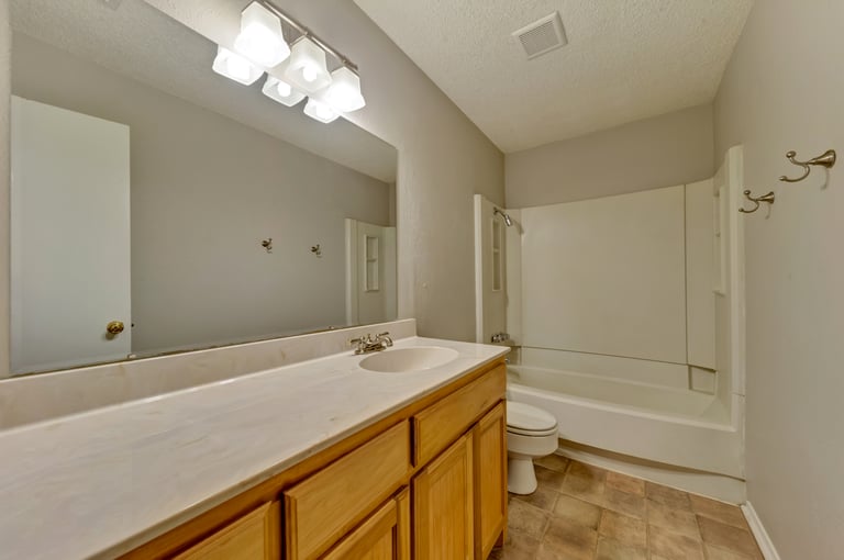 Photo 21 of 23 - 4234 Rush Springs Dr, Arlington, TX 76016