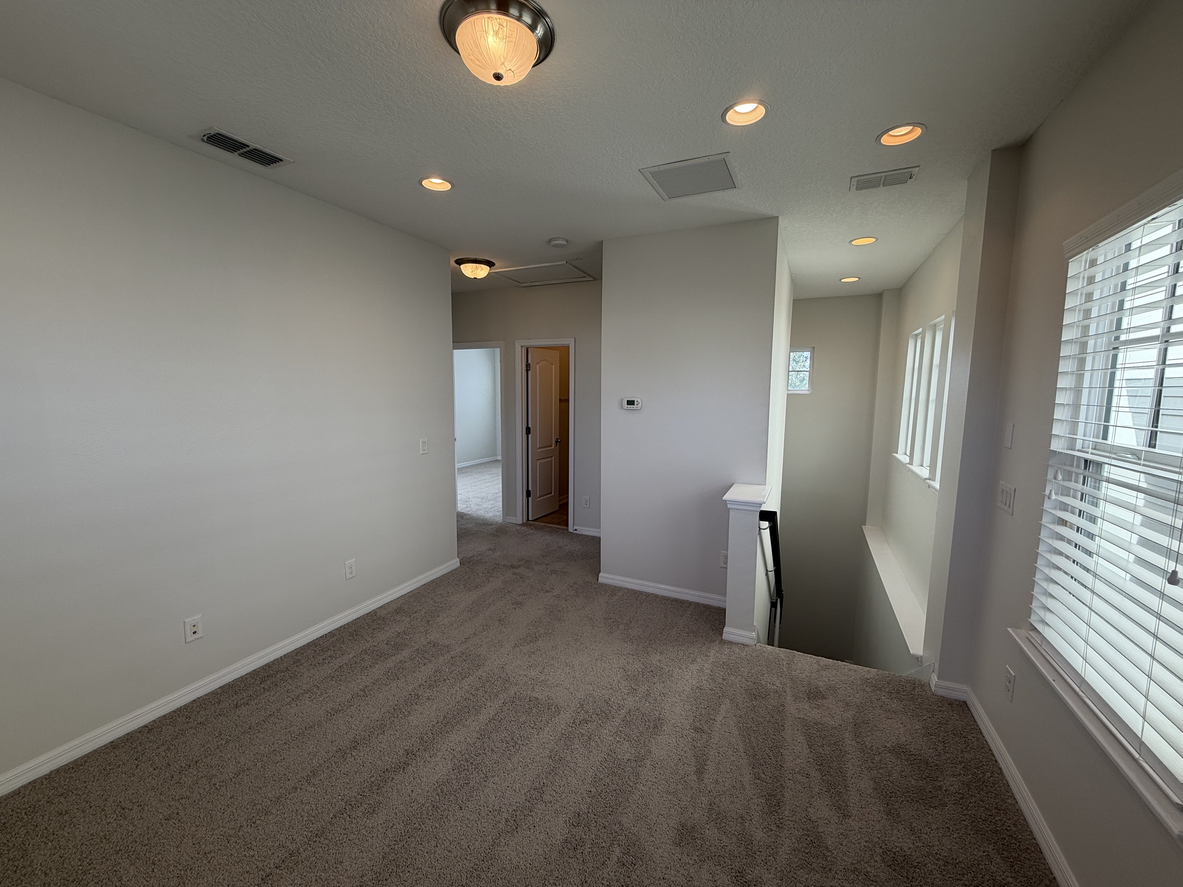 Photo 16 of 39 of 8231 Laureate Blvd, Orlando, FL