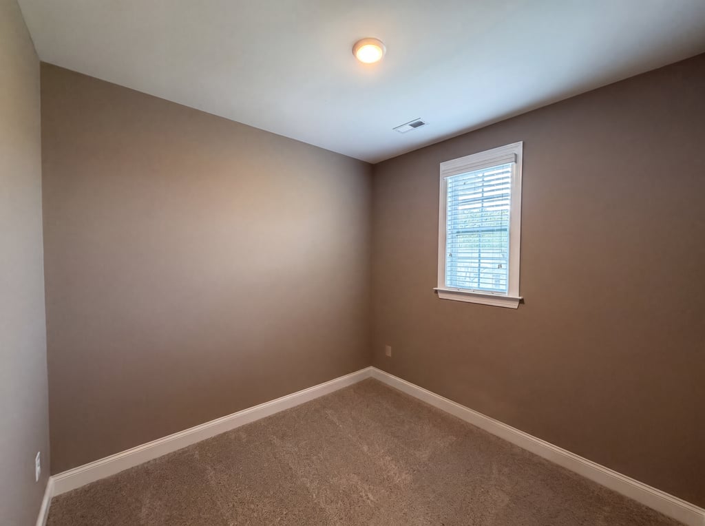 Photo 29 of 37 of 205 N Centurion Ln, Mount Holly, NC