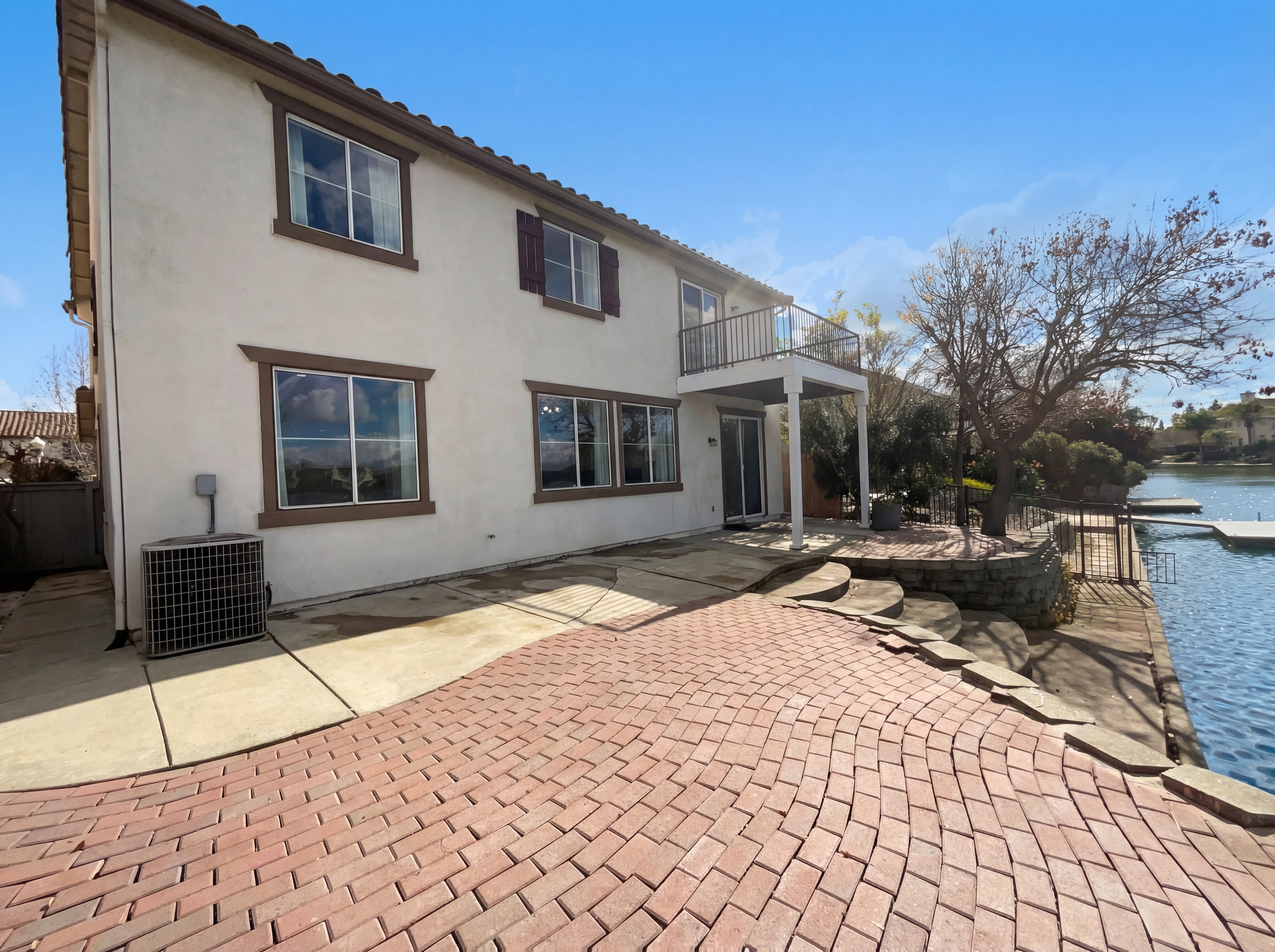 Photo 5 of 64 of 2724 Bertolani Cir, Elk Grove, CA
