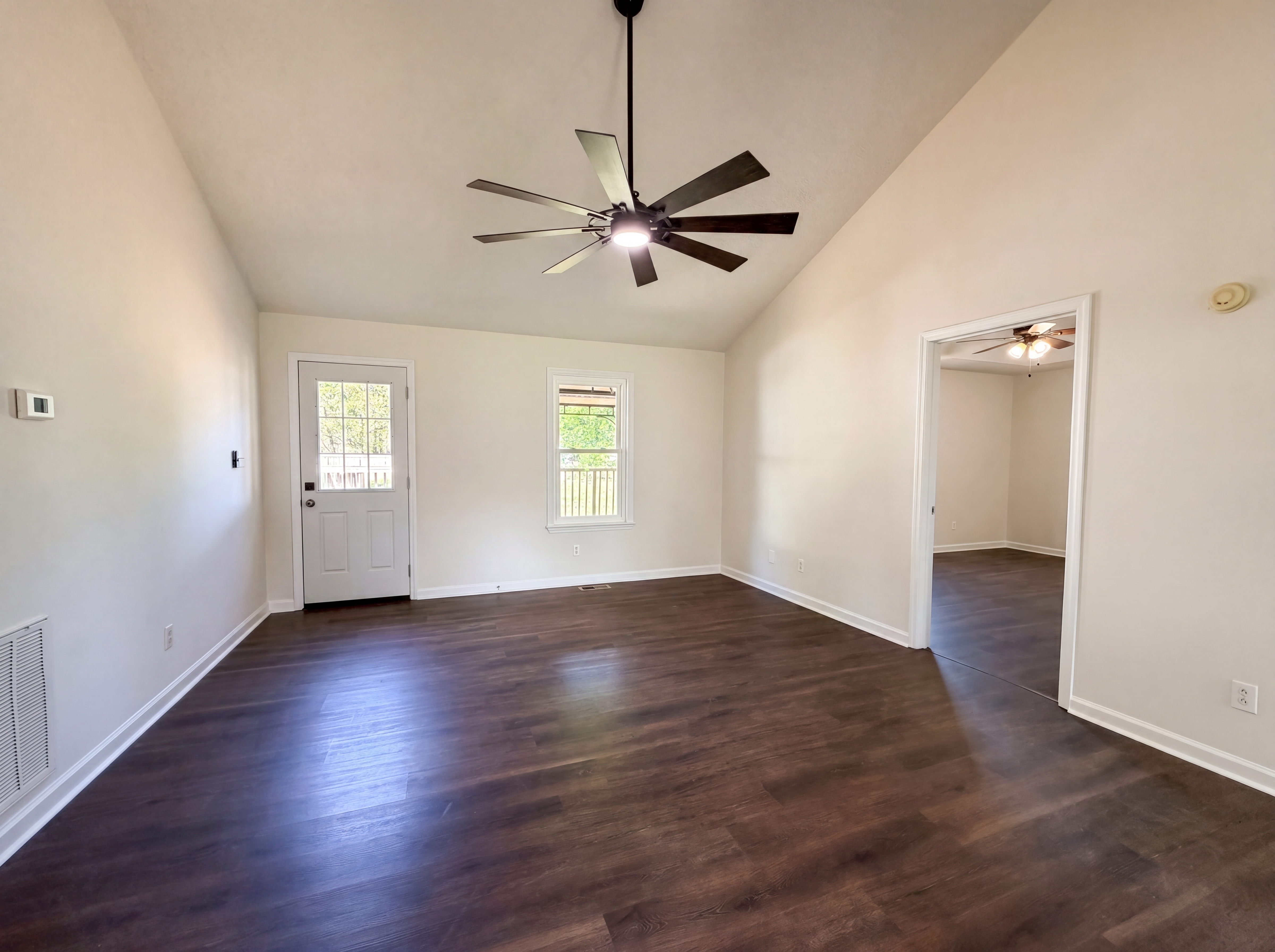 Photo 3 of 21 of 3849 Hearthstone Dr, Chapel Hill, TN