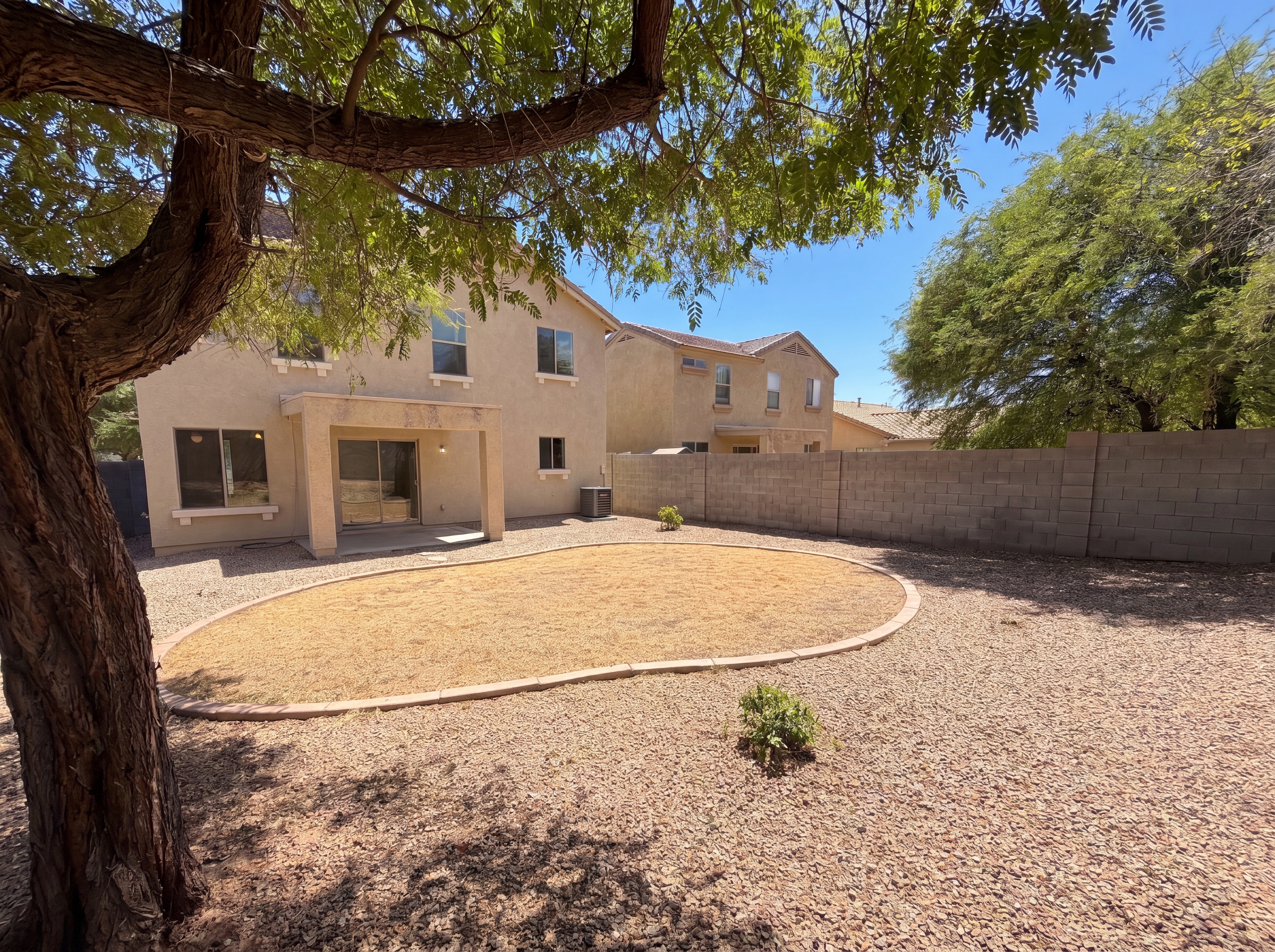 Photo 25 of 27 of 13976 W Port Royale Ln, Surprise, AZ