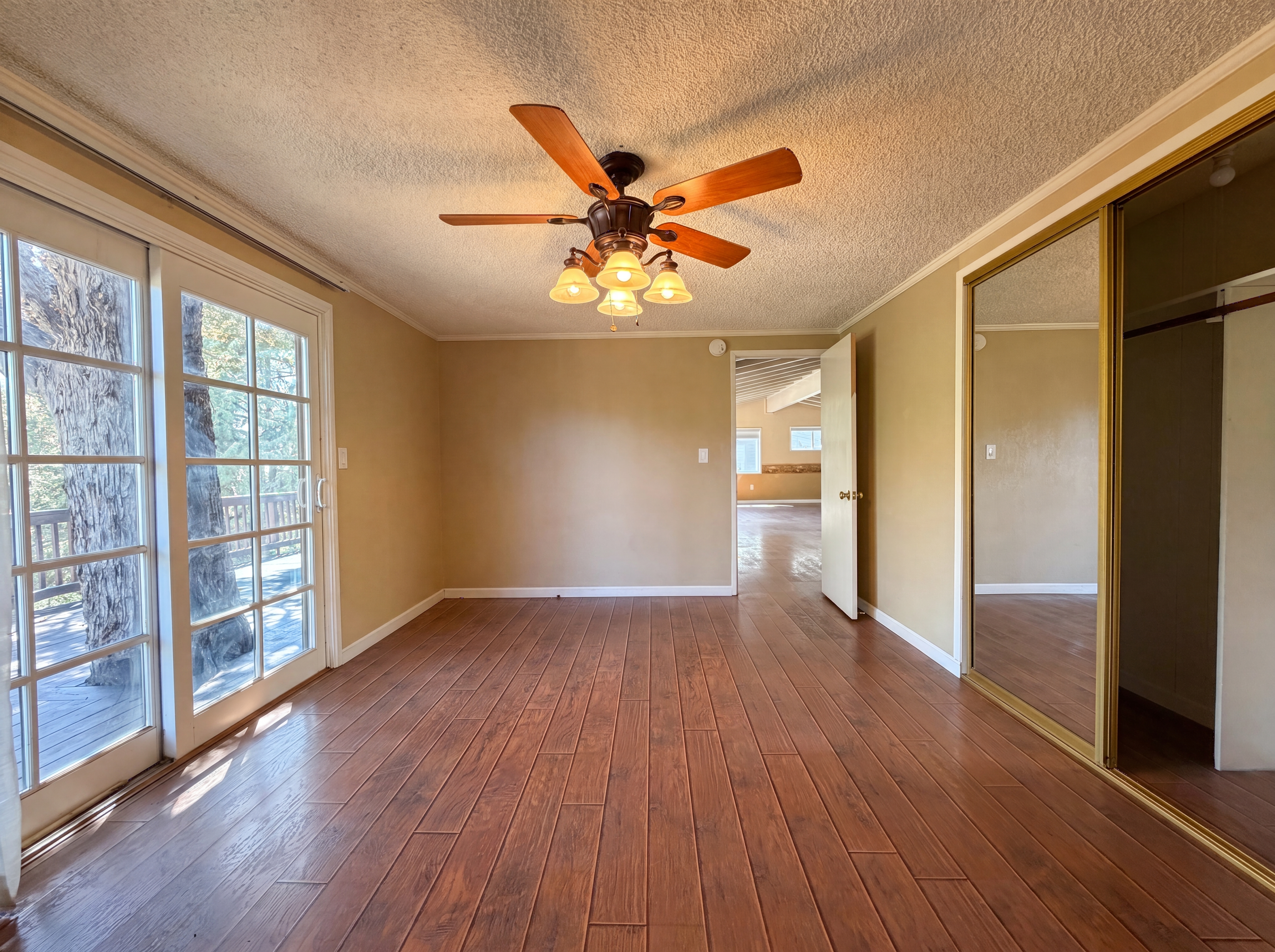 Photo 13 of 28 of 1145 Rivera Dr, Wrightwood, CA