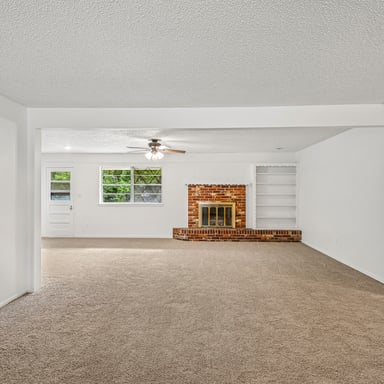 Property photo 3 of 3504 N Ann Arbor Pl