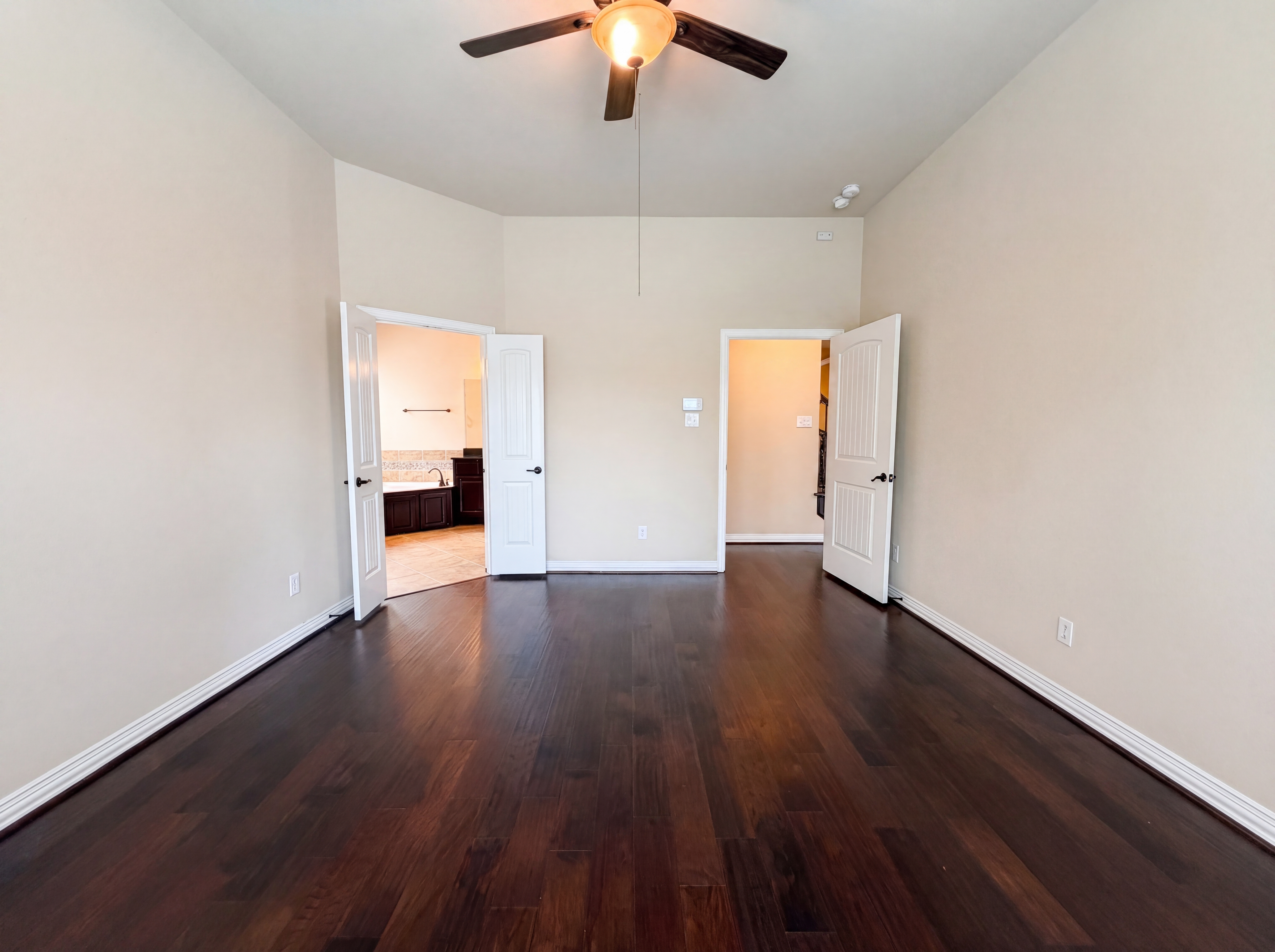 Photo 4 of 21 of 1036 Cedar Forest Dr, Conroe, TX