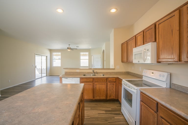Photo 3 of 23 - 16635 N 169th Ave, Surprise, AZ 85388