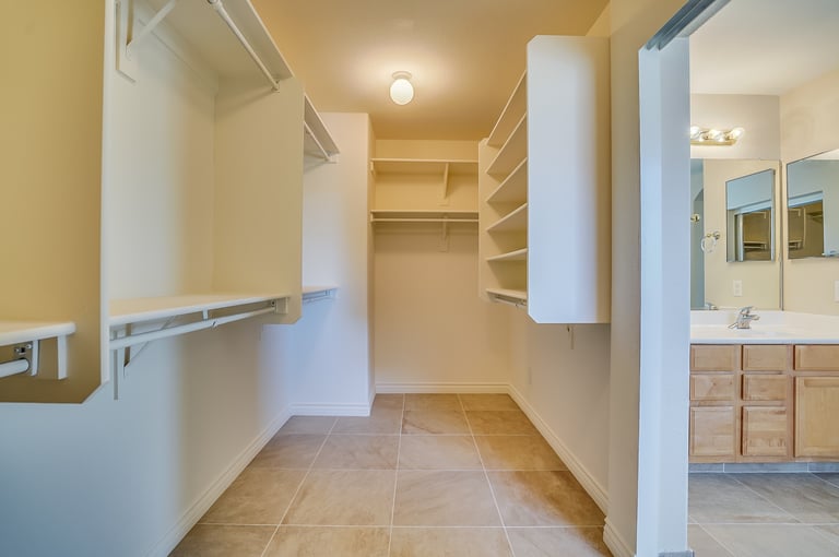Photo 15 of 27 - 28402 N 25th Ave, Phoenix, AZ 85085