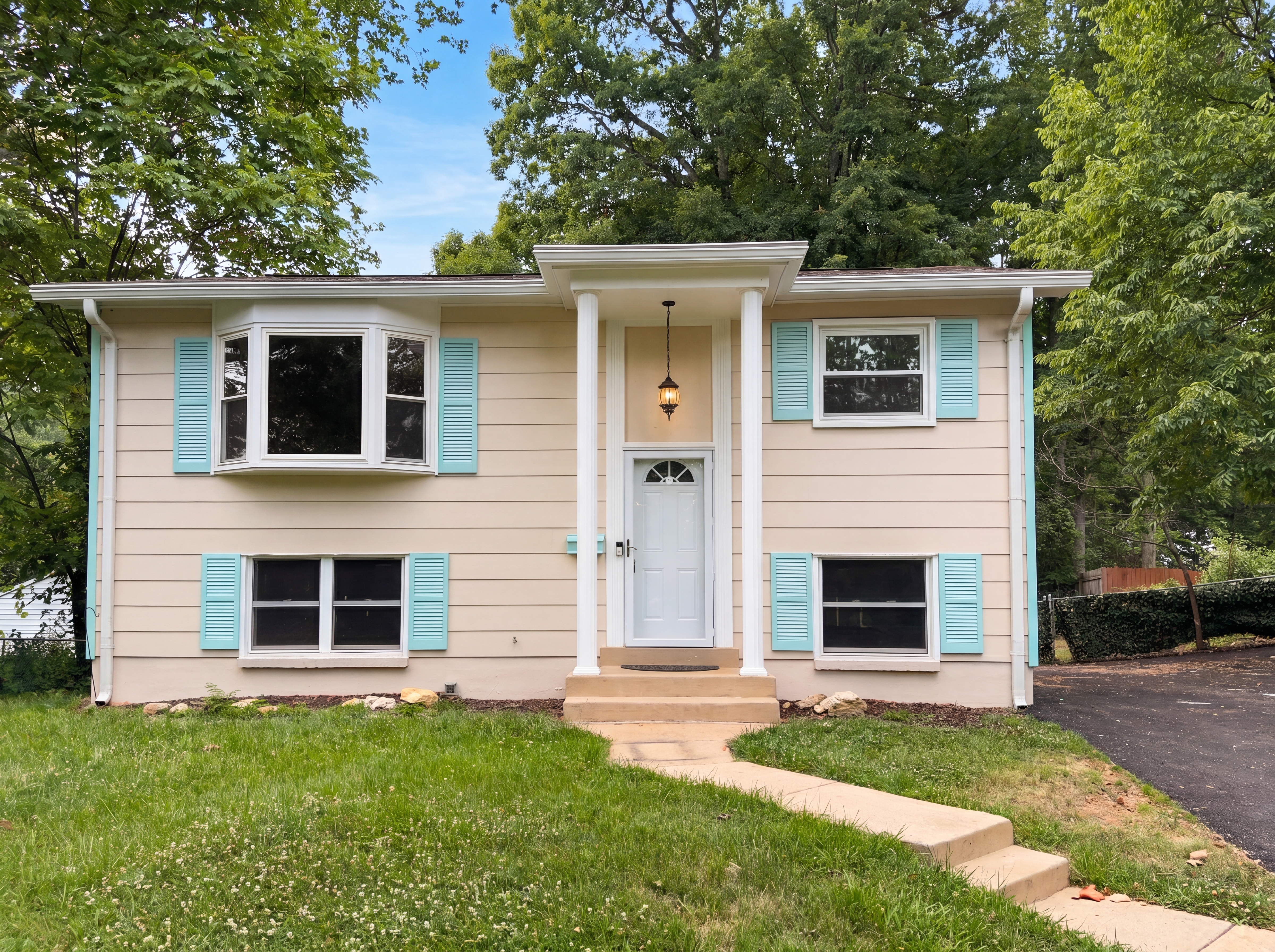 Photo 17 of 20 of 3802 Forestdale Ave, Woodbridge, VA