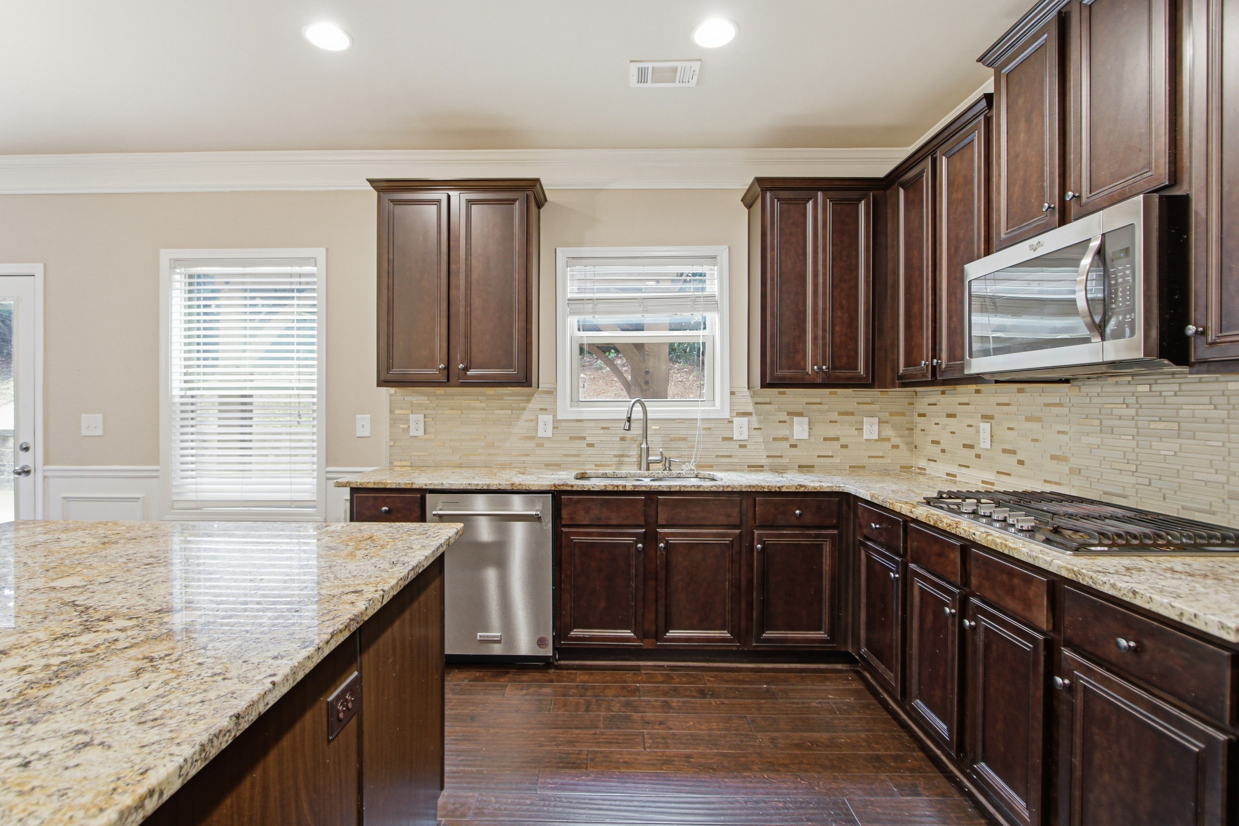 Photo 2 of 41 of 114 Madison St, Canton, GA
