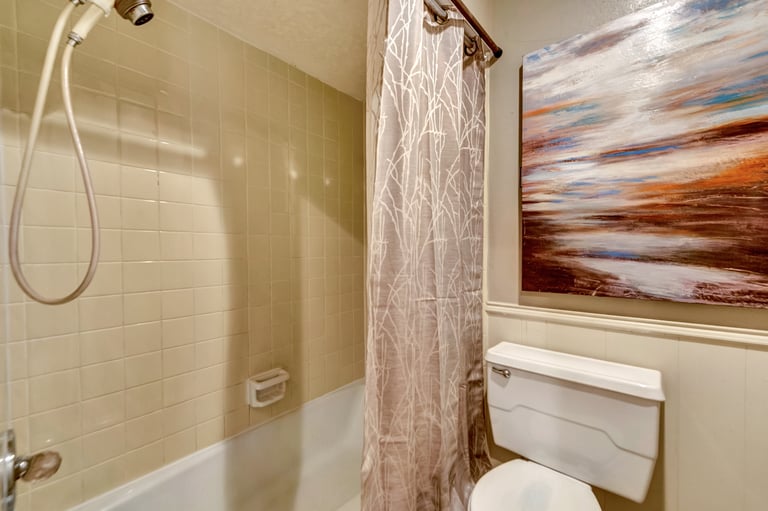 Photo 33 of 40 - 1526 Jody Ln, Irving, TX 75061