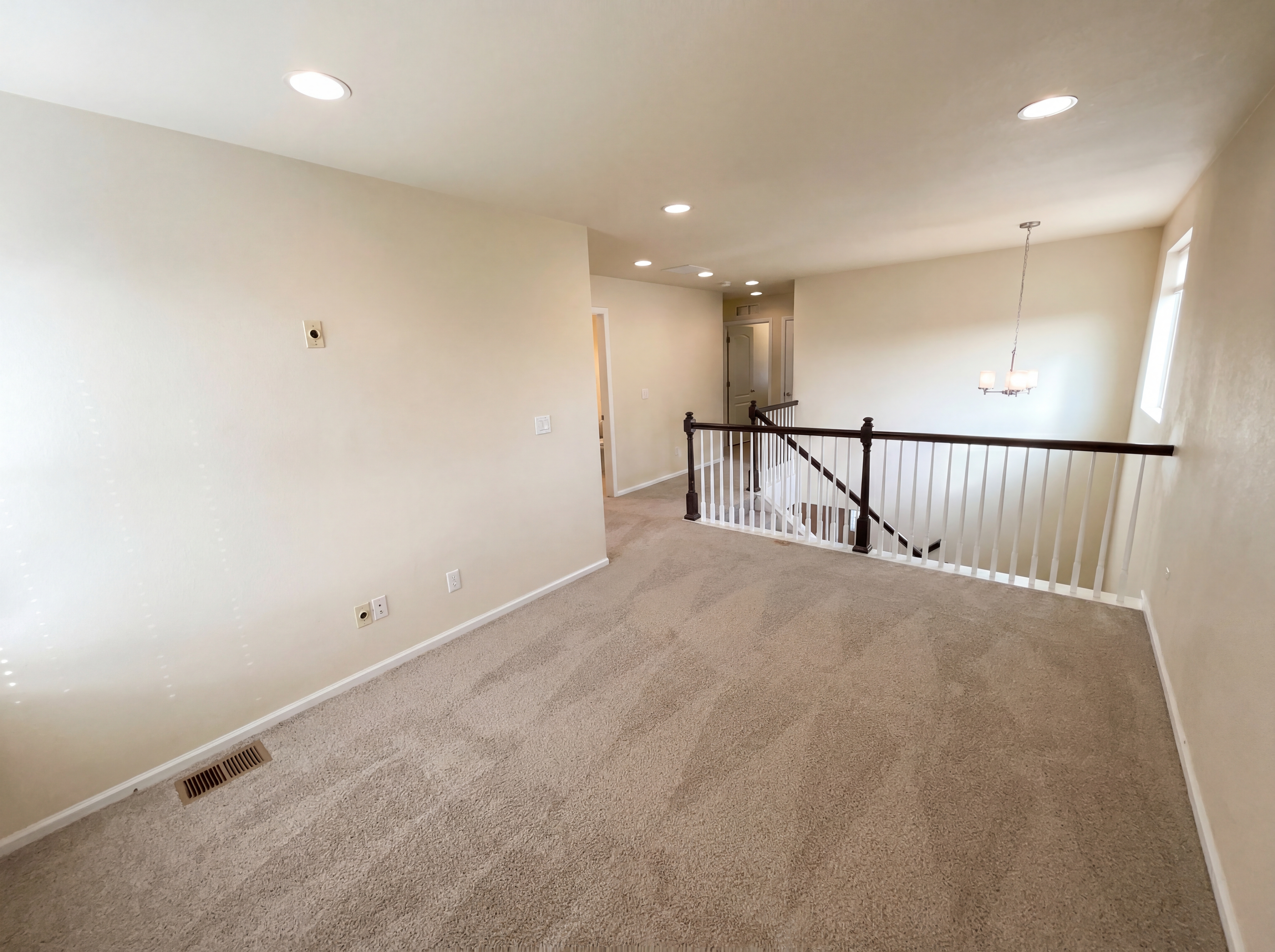 Photo 16 of 36 of 6334 N Ensenada Ct, Aurora, CO
