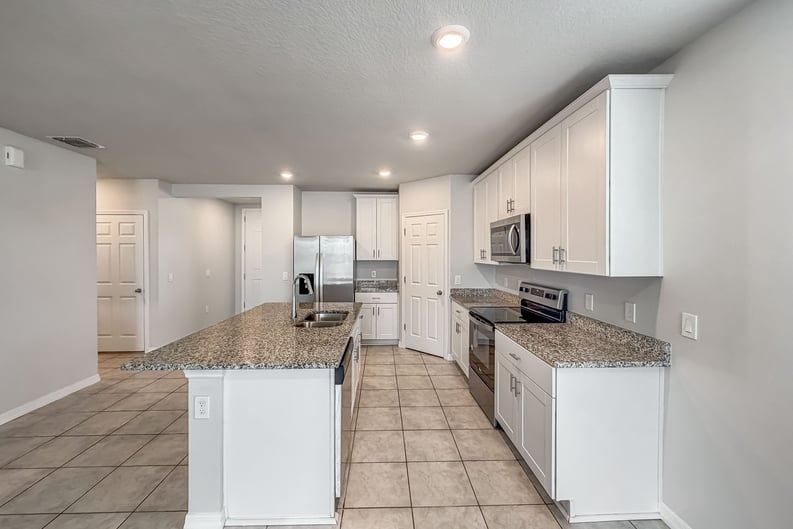 Property photo 2 of 868 Teton St