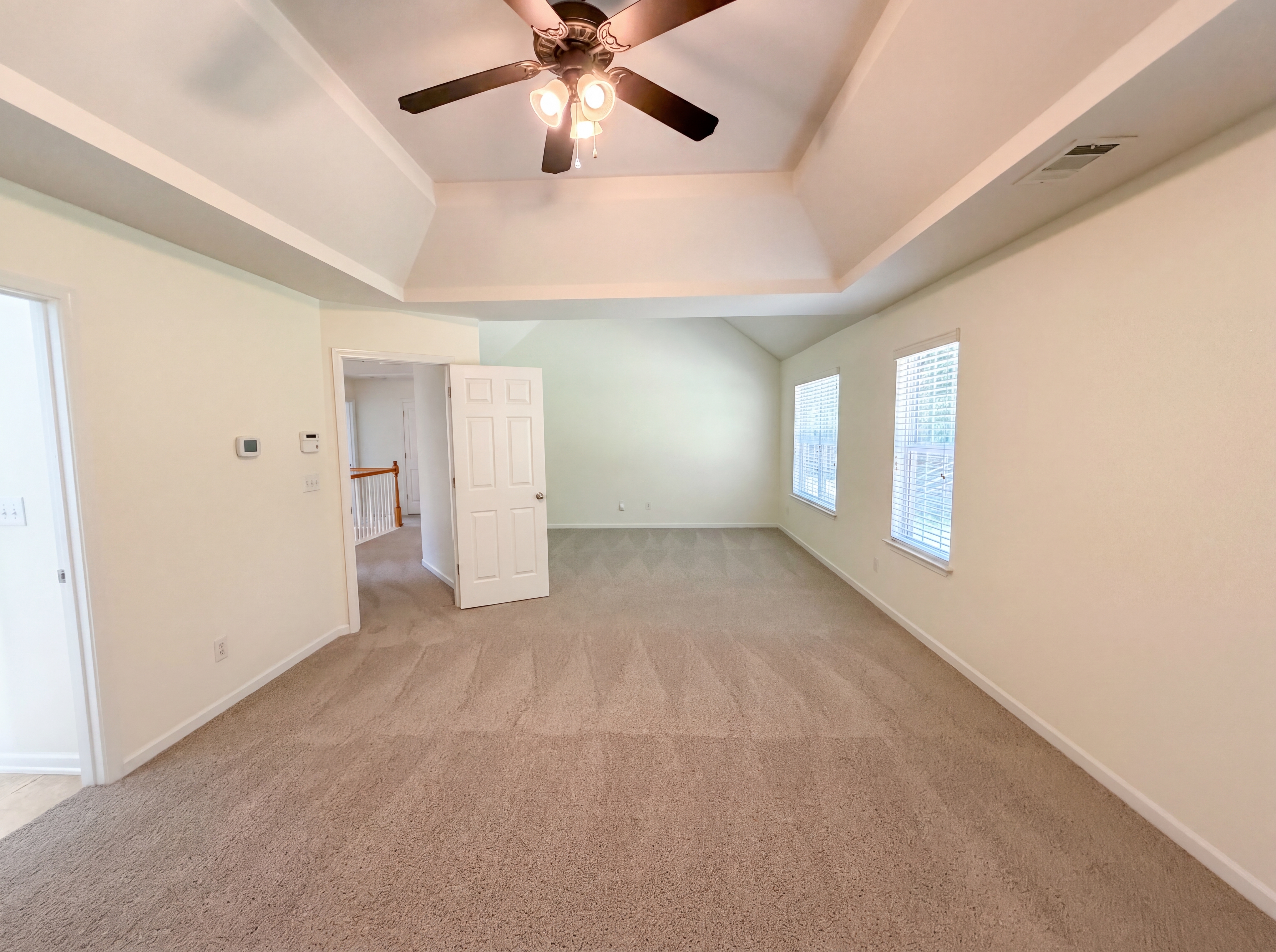 Photo 12 of 18 of 10050 Montrose Dr NW, Charlotte, NC